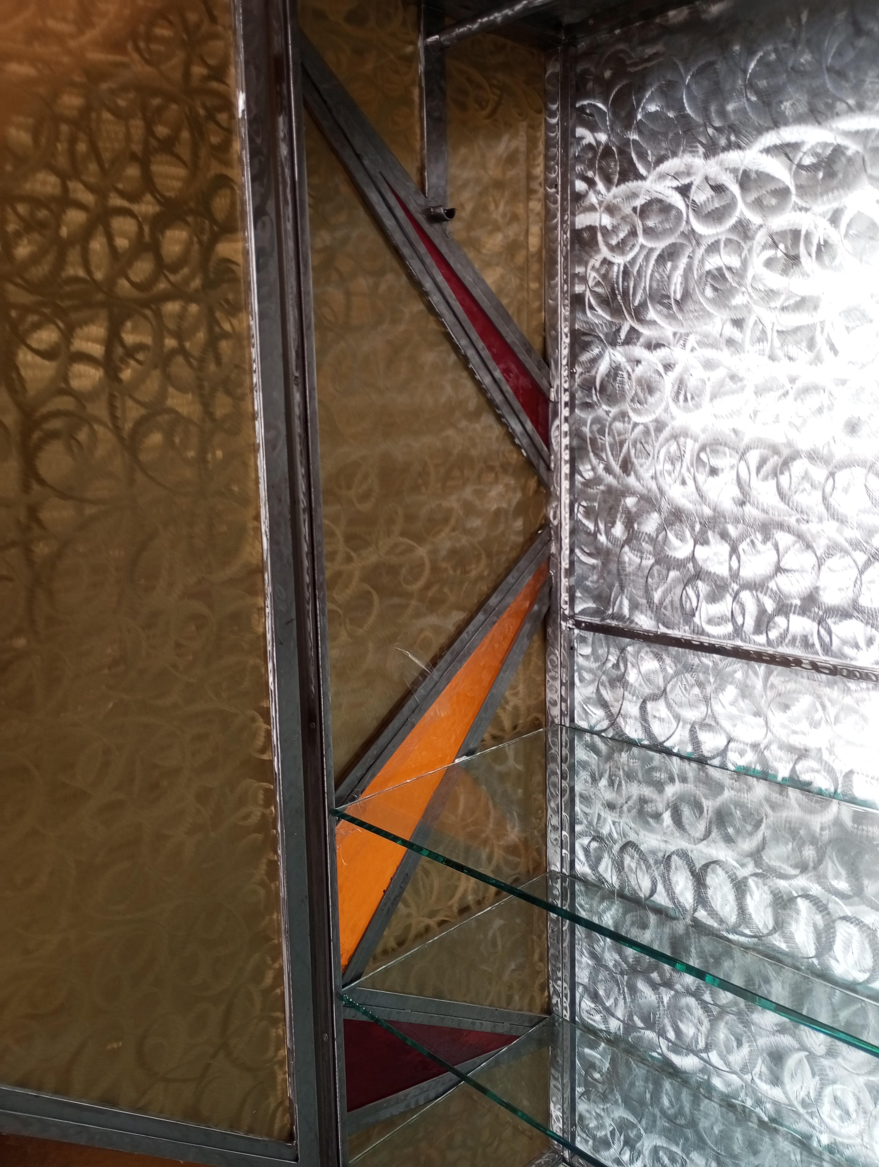 Four-door sculpture cabinet with glass shelves Italy 1970s/80s For Sale 1