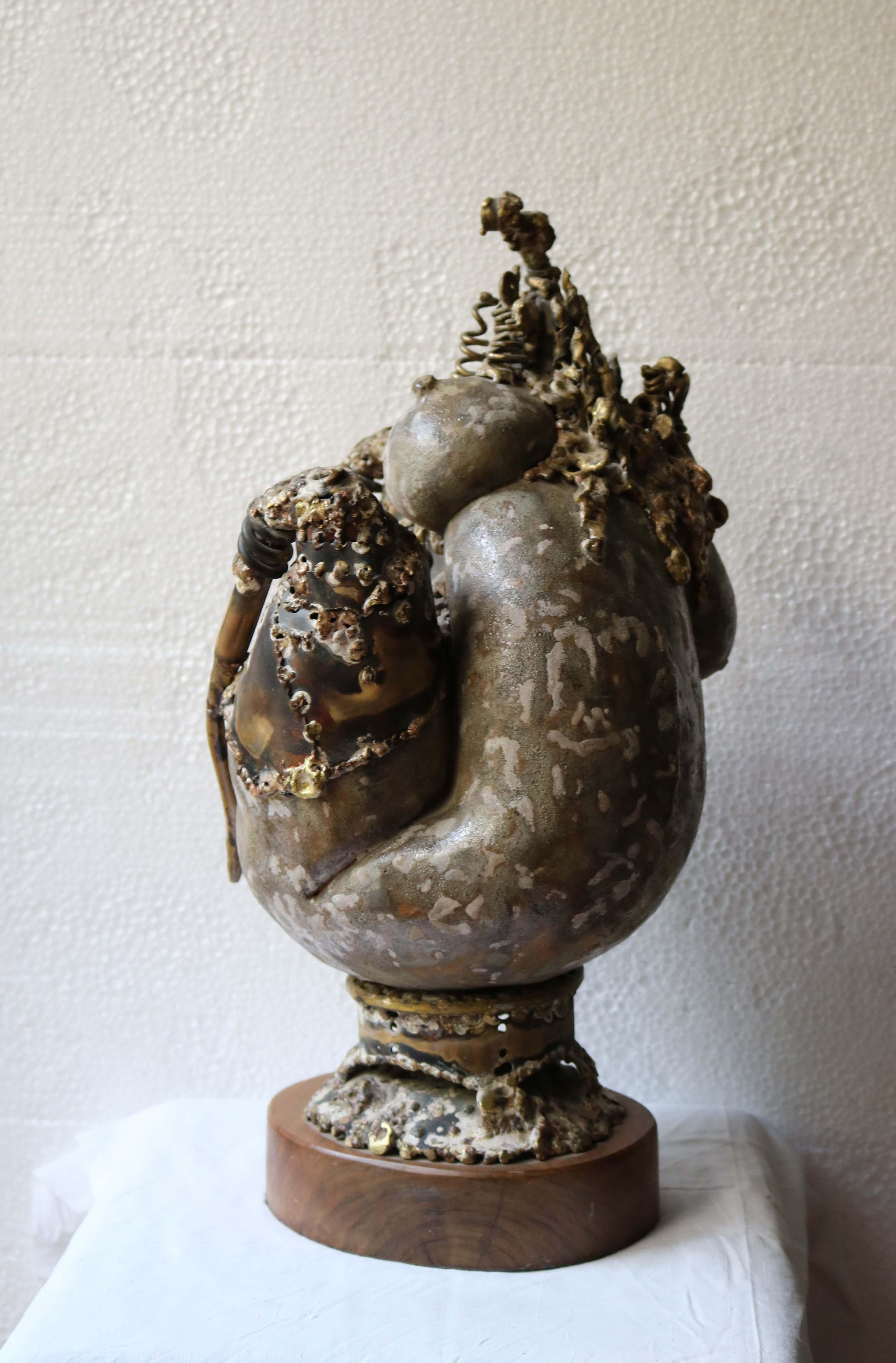 Danae' von ArmanH, Bronzeskulptur (Gold), Abstract Sculpture, von Arman Hambardzumyan