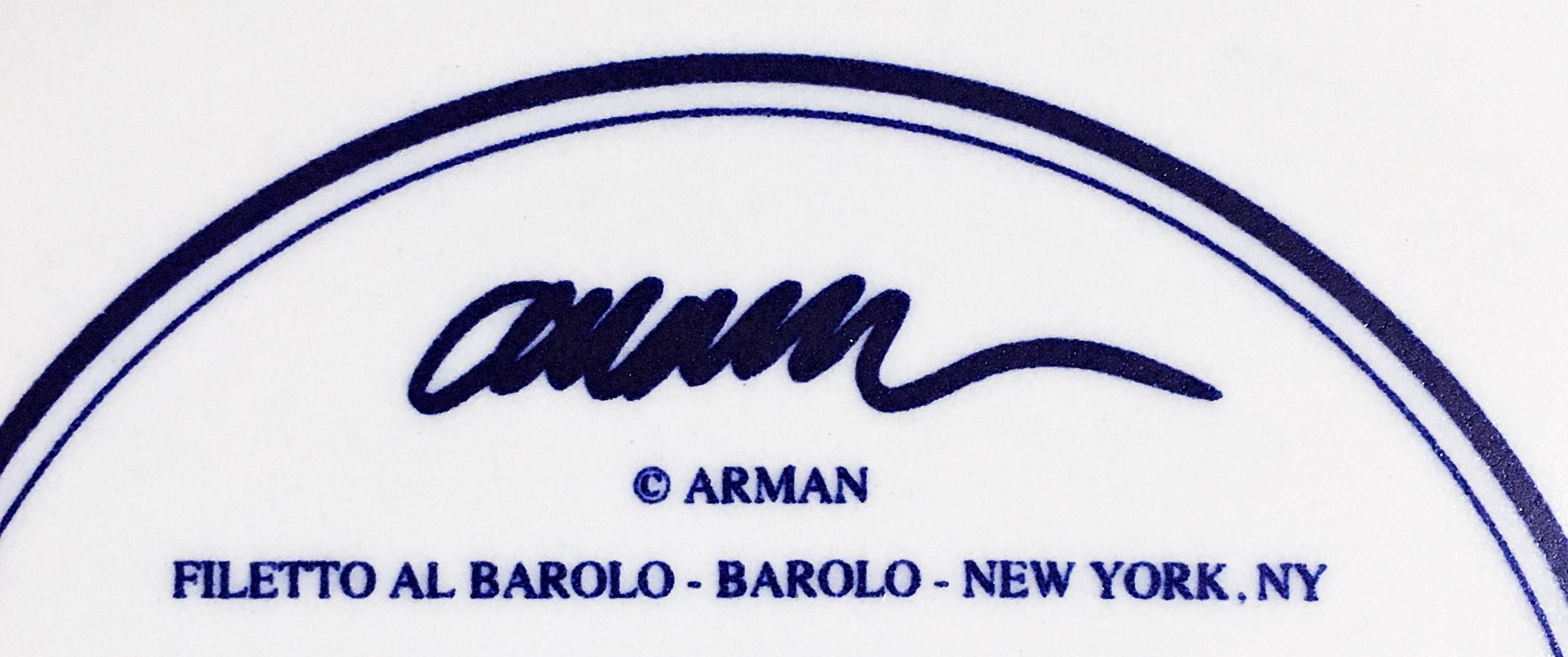 Arman
Filetto Al Barolo - Barolo - New York, NY, 1998
Keramische Platte
Signiert in der Platte, Künstlersignatur in die Platte auf der Vorder- und Rückseite eingebrannt und nummeriert 157 von der Auflage von 1000. (weit weniger gemacht)
10 3/10 Zoll