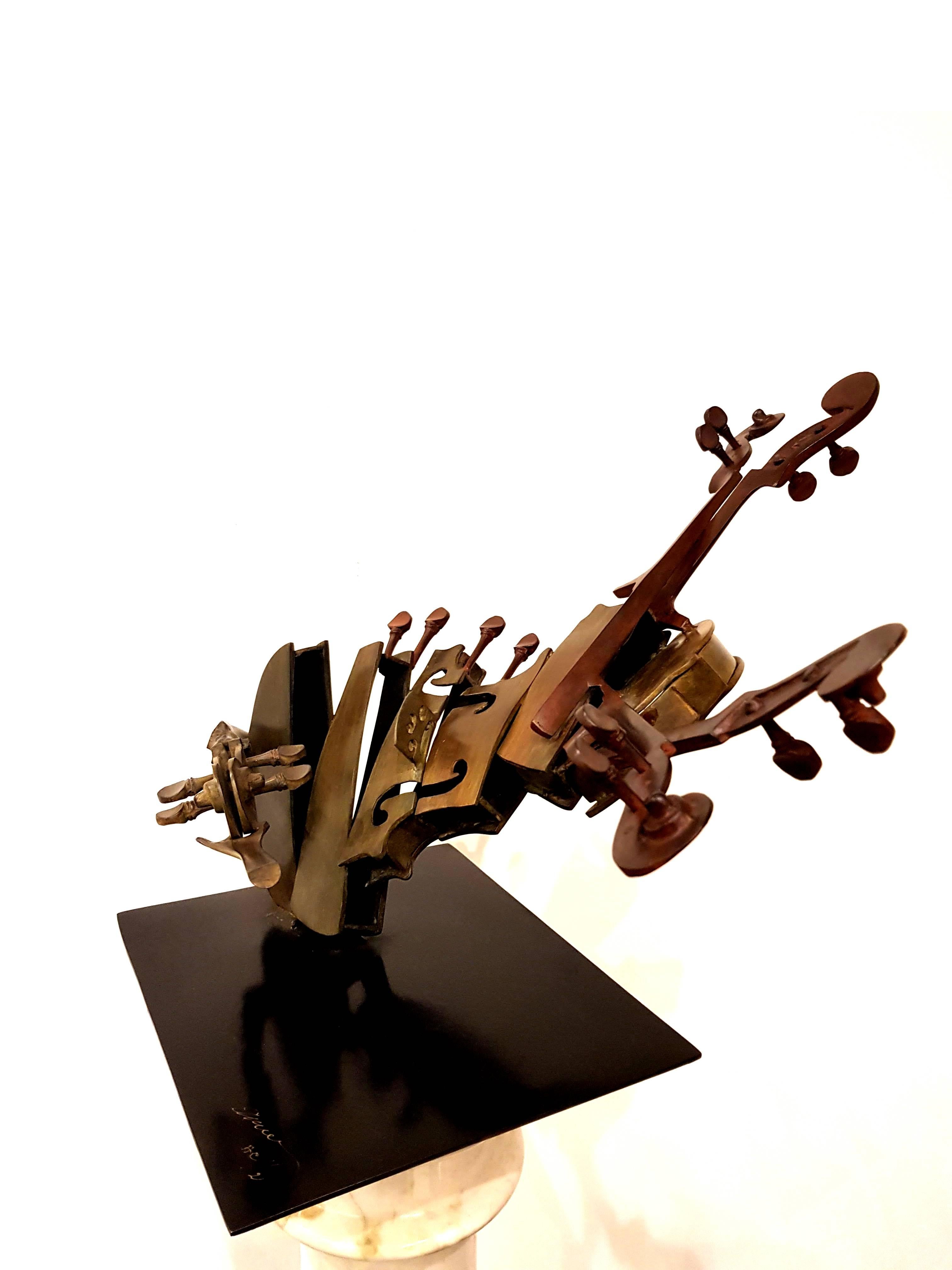 Rare sculpture de violon en bronze signée Arman en vente 4