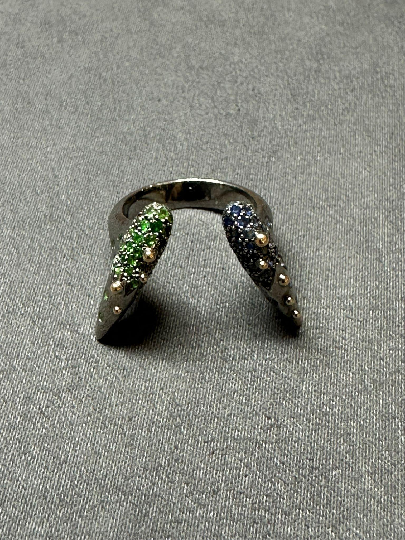 Arman Suciyan Blue Sapphire  and Tsavorite Silver and Gold  Ring For Sale 2