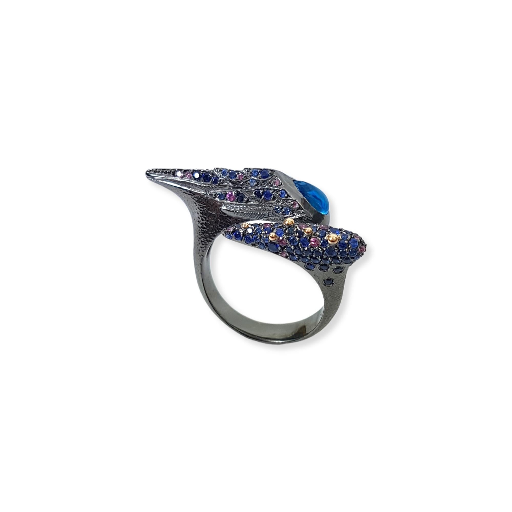 Arman Suciyan Ring aus Silber und Emaille mit blauem Topas, blauem Saphir und Rhodolith (Cabochon) im Angebot