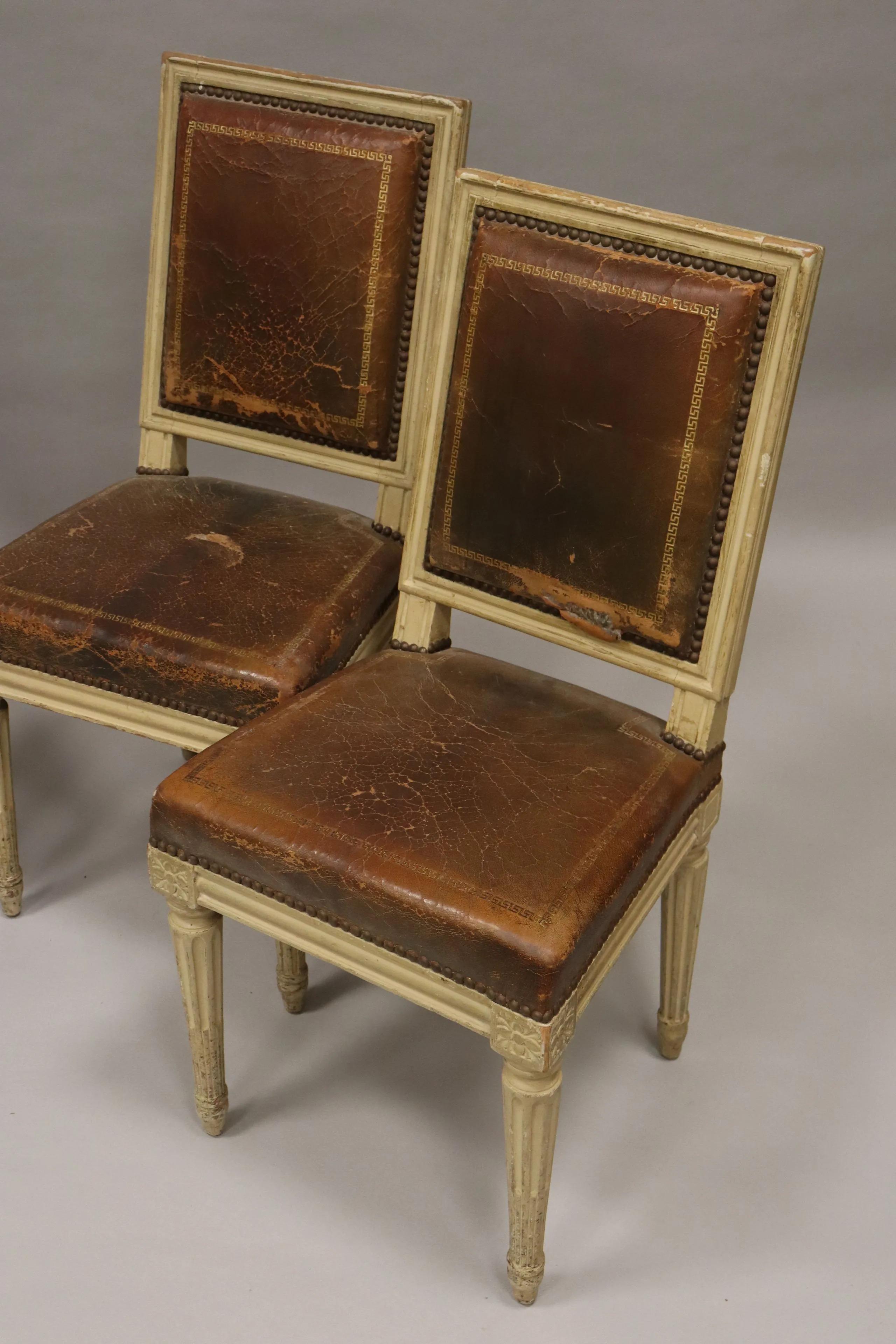 Suite von vier neoklassischen Stühlen im Louis-XVI-Stil von Armand Albert Rateau im Zustand „Gut“ im Angebot in Saint-Ouen, FR