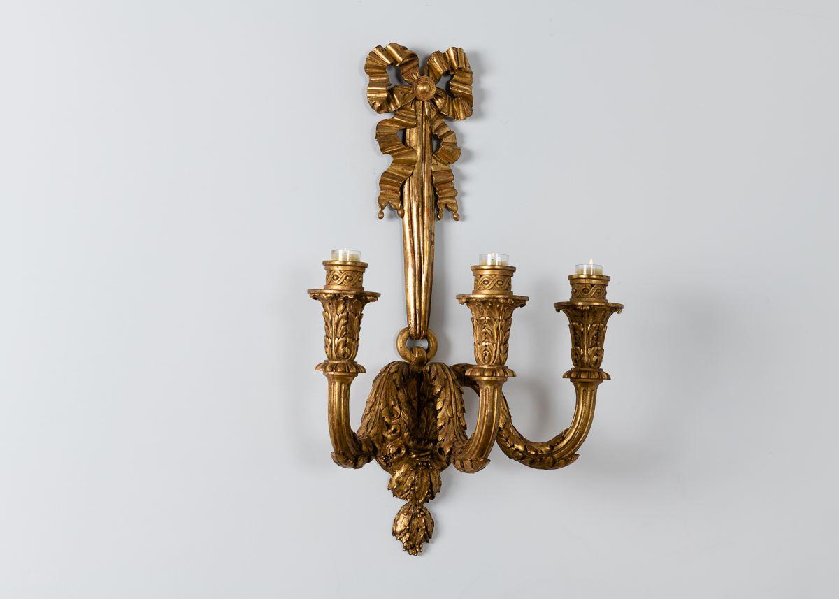 Armand Albert Rateau, Pair of Giltwood Sconces France, circa 1920 In Good Condition For Sale In New York, NY
