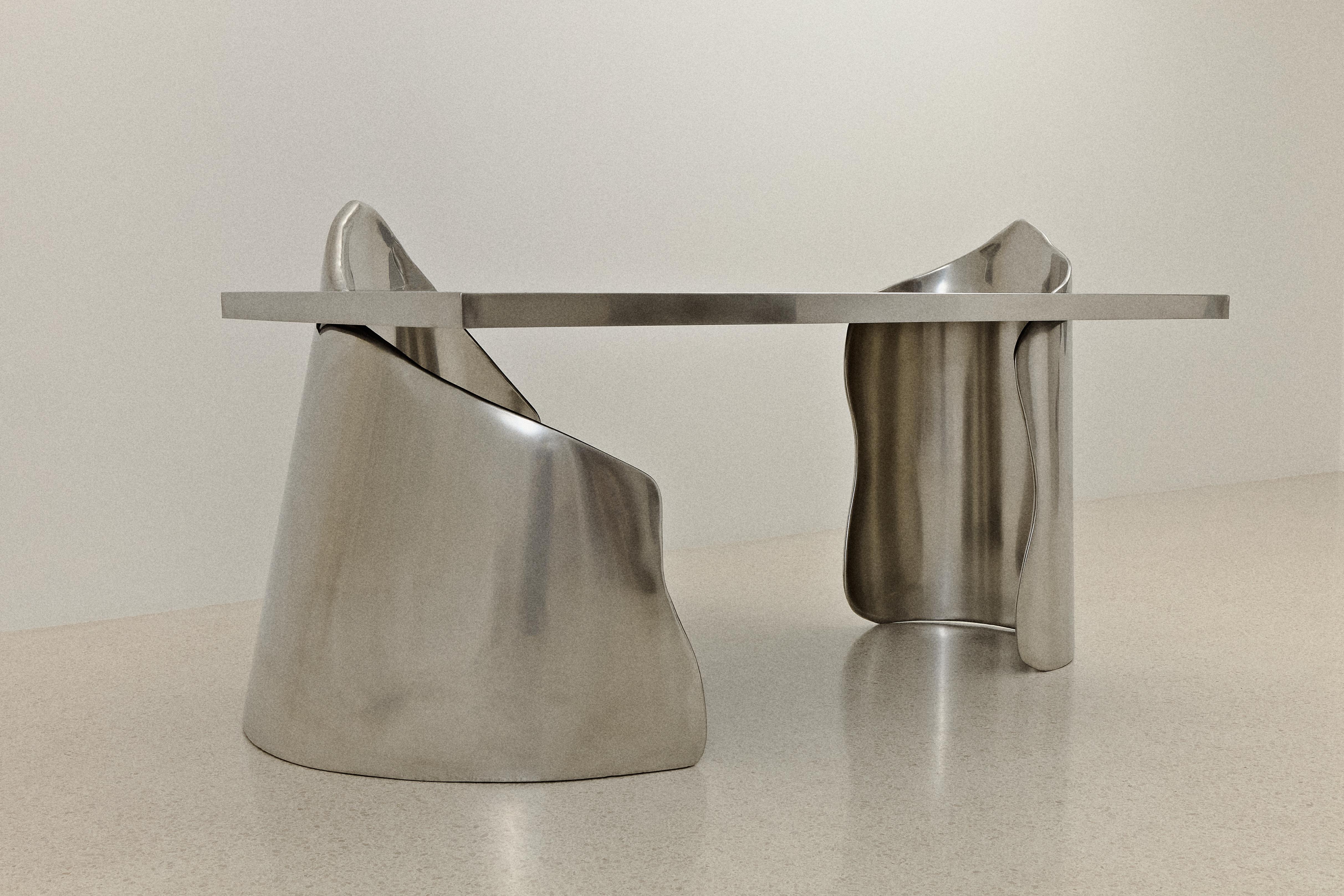 XXI secolo e contemporaneo Tavolo da ufficio Armand in acciaio inox di Atelier A Ellery in vendita