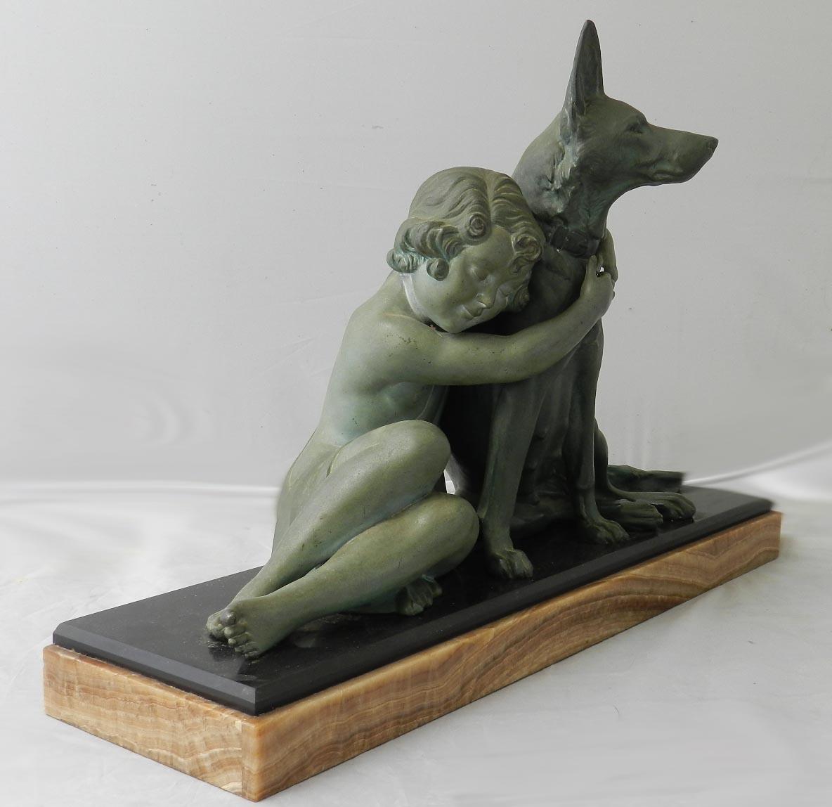 Français Sculpture Art Déco Fille avec chien de berger allemand par Armand Godard c1930