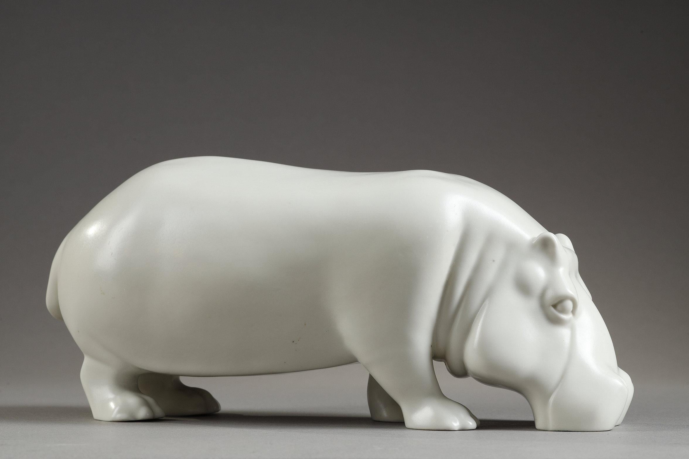 Hippopotamus - Sculpture by Armand Petersen