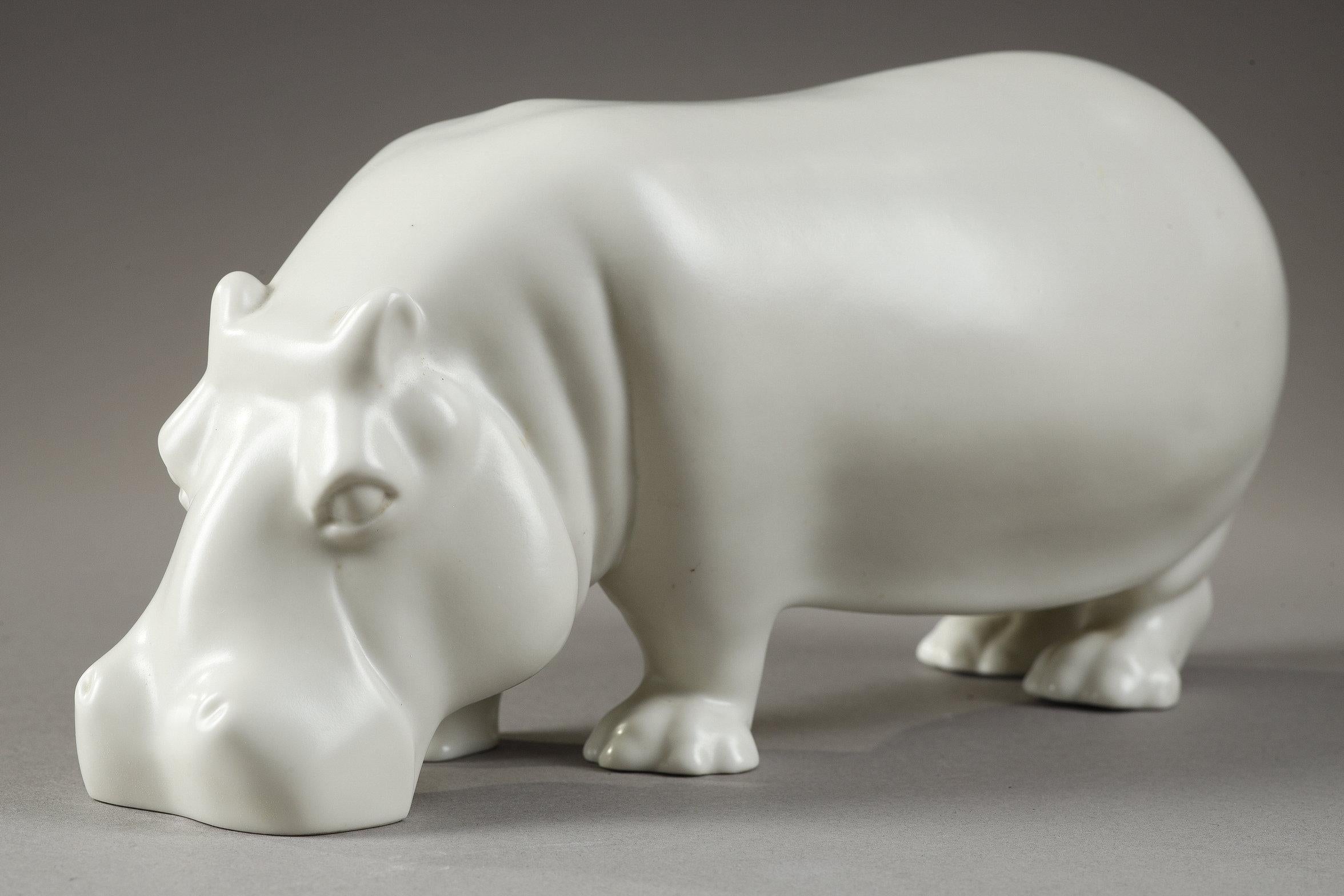 Hippopotamus
by Armand PETERSEN (1891-1969)

Sculpture in dull finish white tender paste porcelain.
The bottom signed with the monogram « AP ».
Stamped « B - G (for Bing & Grøndahl), Danmark » (with the three towers derived from the Coat of Arms of