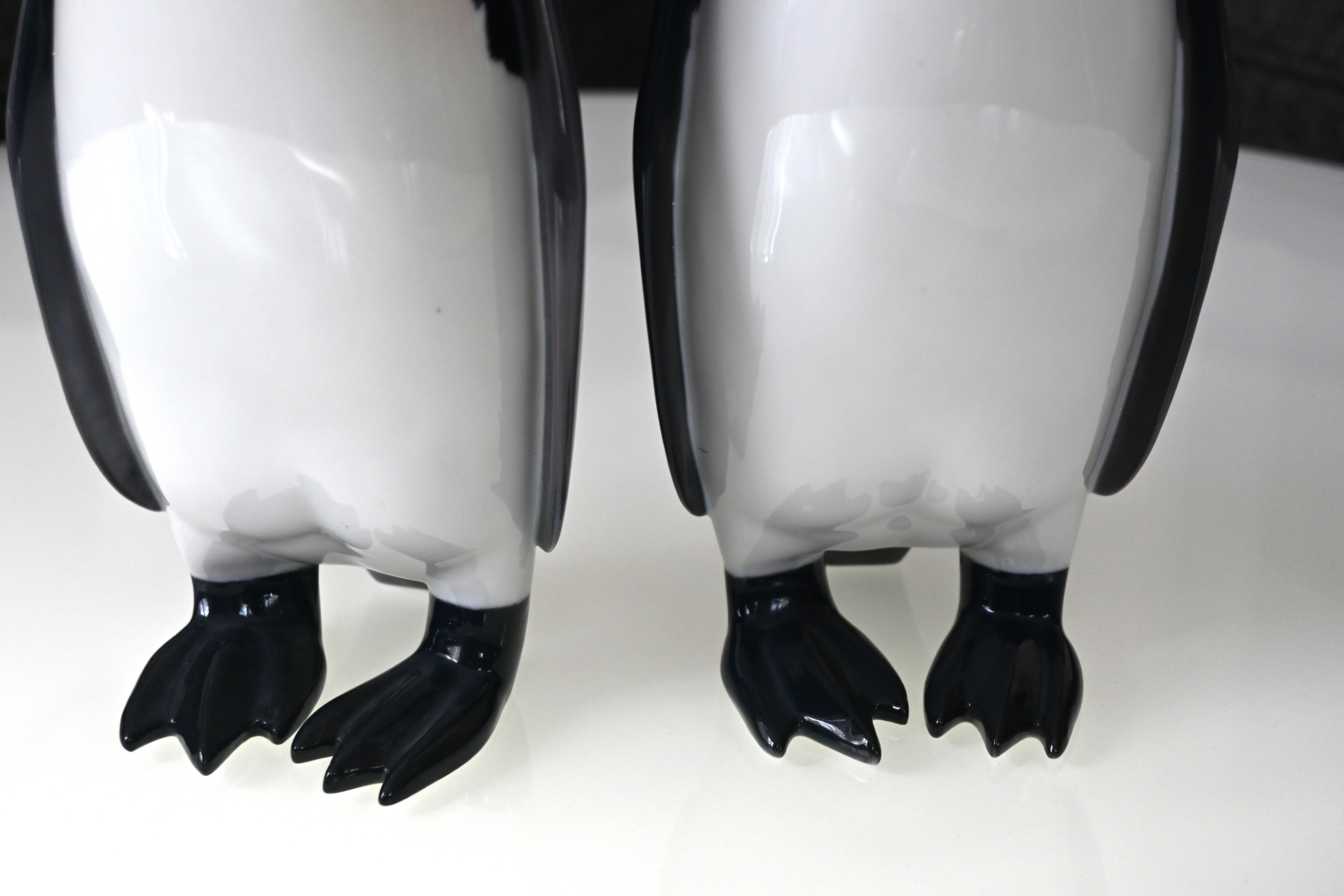 Due pinguini di porcellana, manifattura Bing & Grondahl, XX secolo in vendita 2