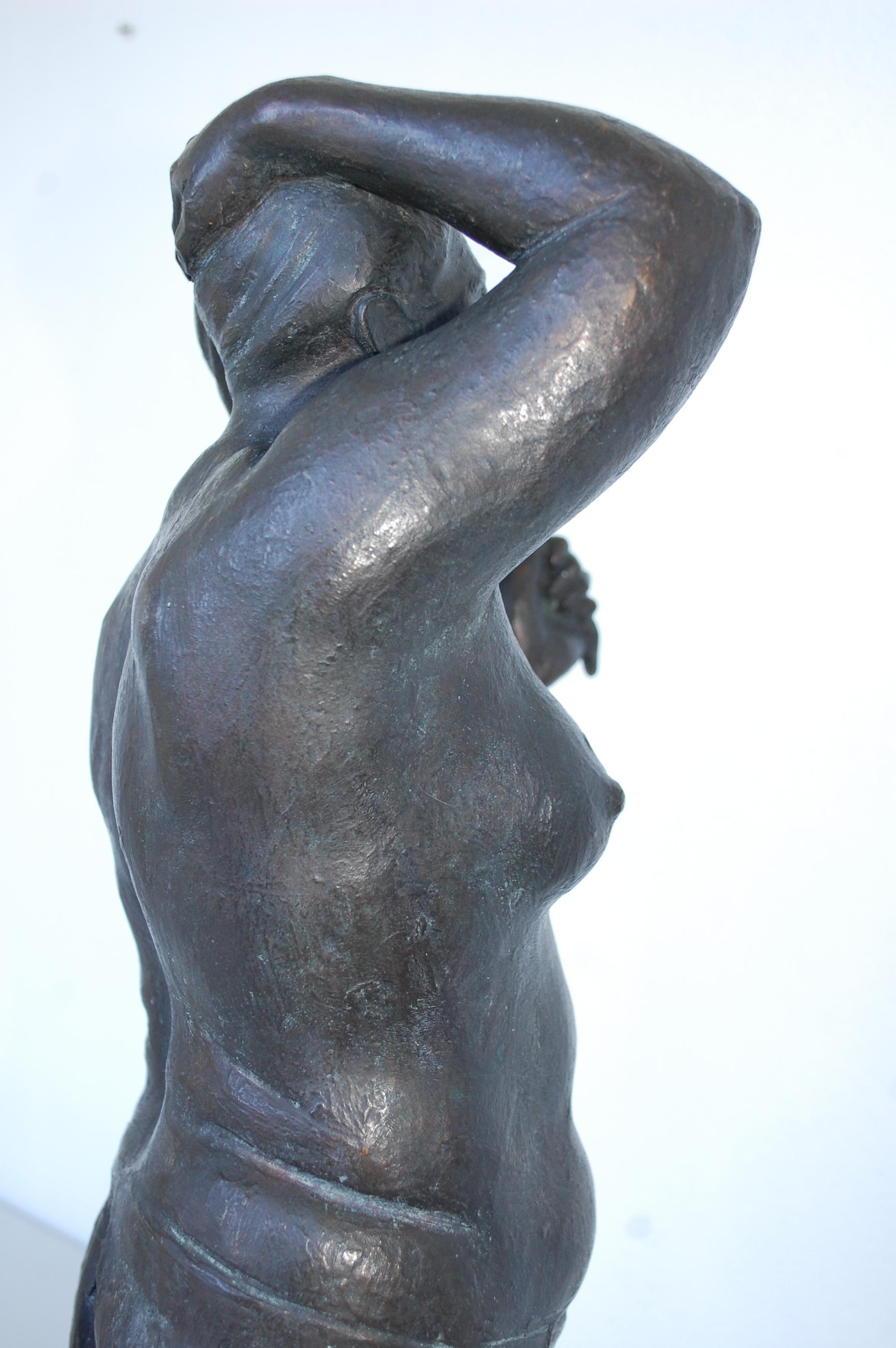 Tehuana Standende Halbakt-Bronze-Skulptur im Angebot 6
