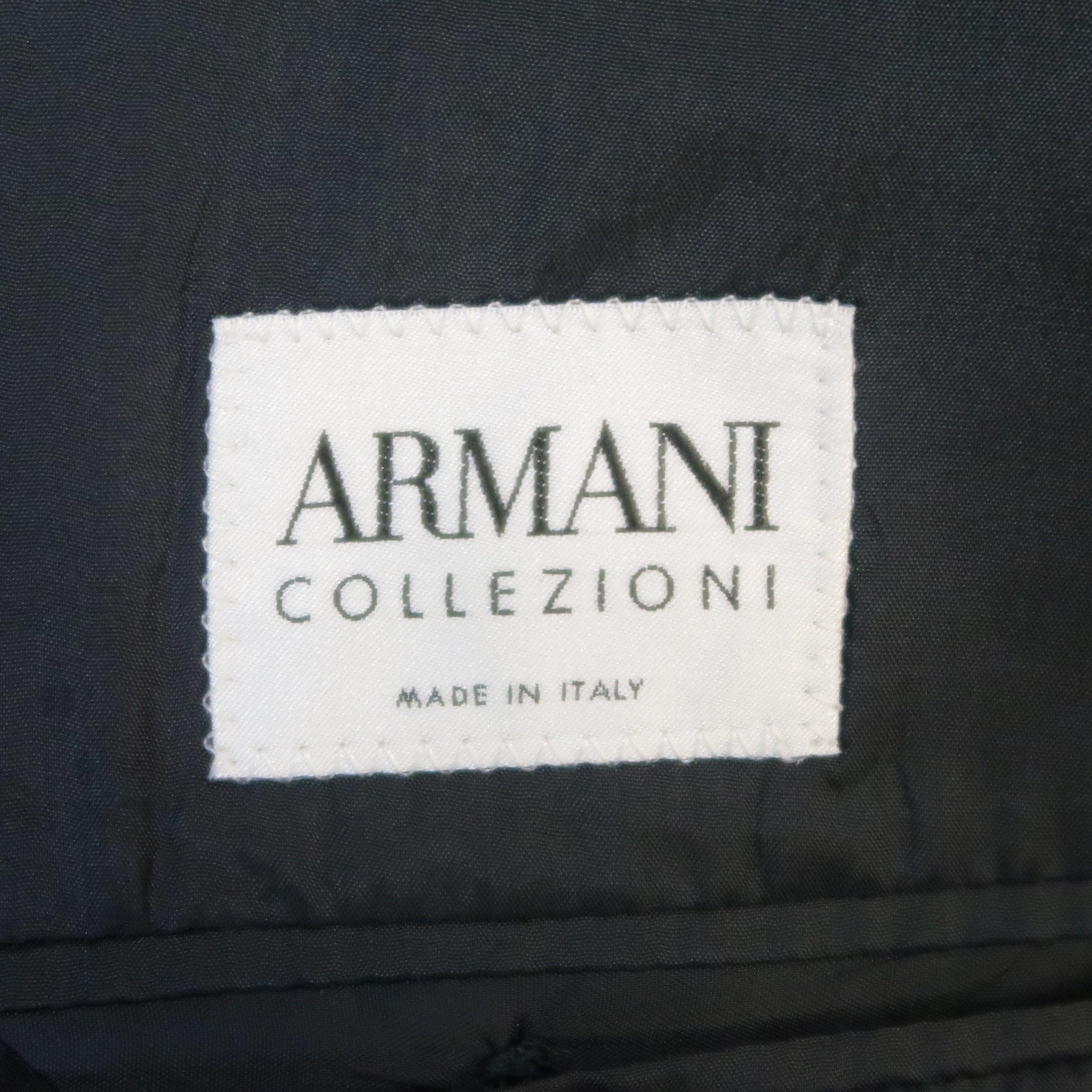 ARMANI COLLEZIONI 42 Regular Navy Solid Wool Blazer / Sport Coat For Sale 4