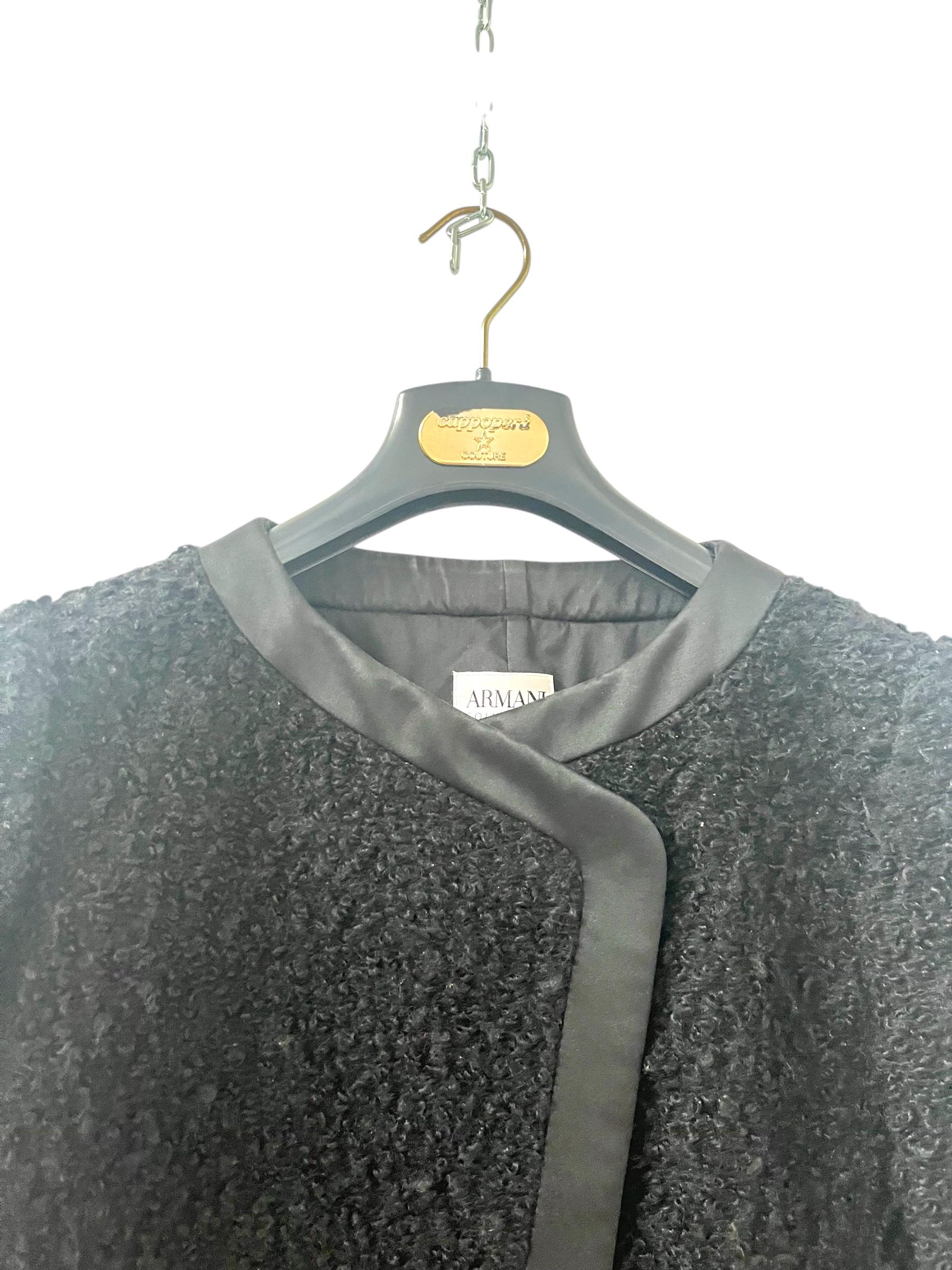 Armani Collezioni Black Bouclé Wool Blend Jacket with Satin Trim im Angebot 5