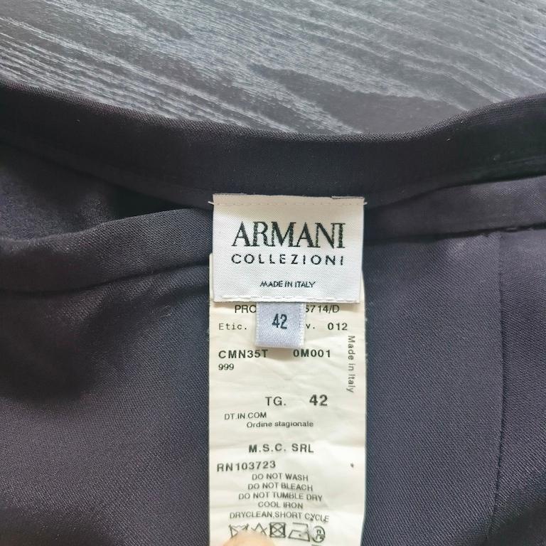 Armani Collezioni Black Crepe Midi Skirt with Double Scalloped Hem, IT 42 en venta 11