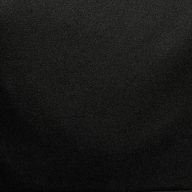 Armani Collezioni Schwarzes ärmelloses Top aus Seide und Satin M im Angebot 2