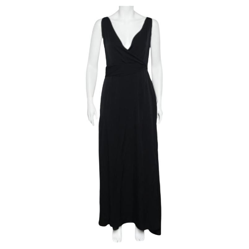 Armani Collezioni Robe longue sans manches en soie noire M.