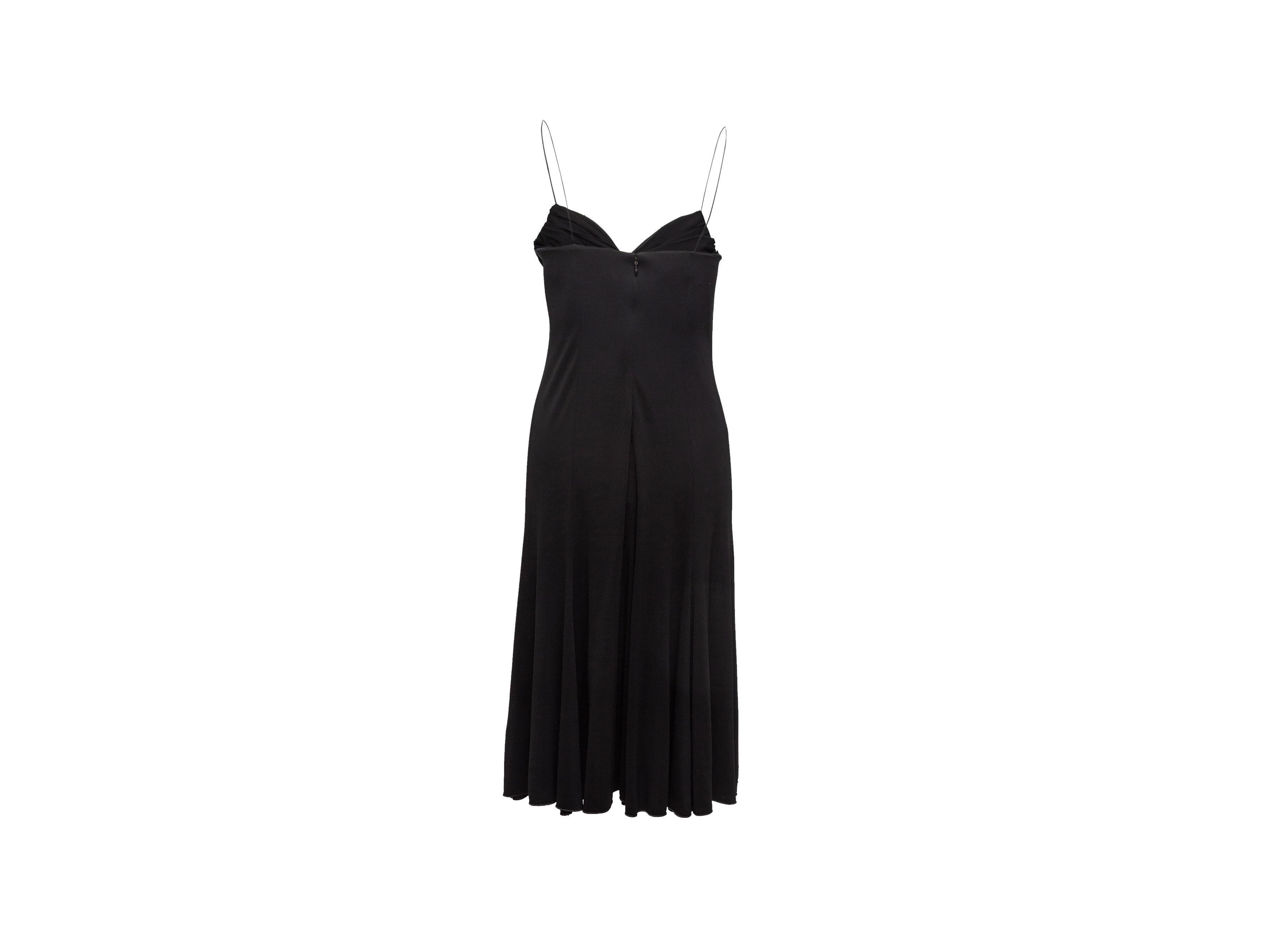 black sleeveless formal dress