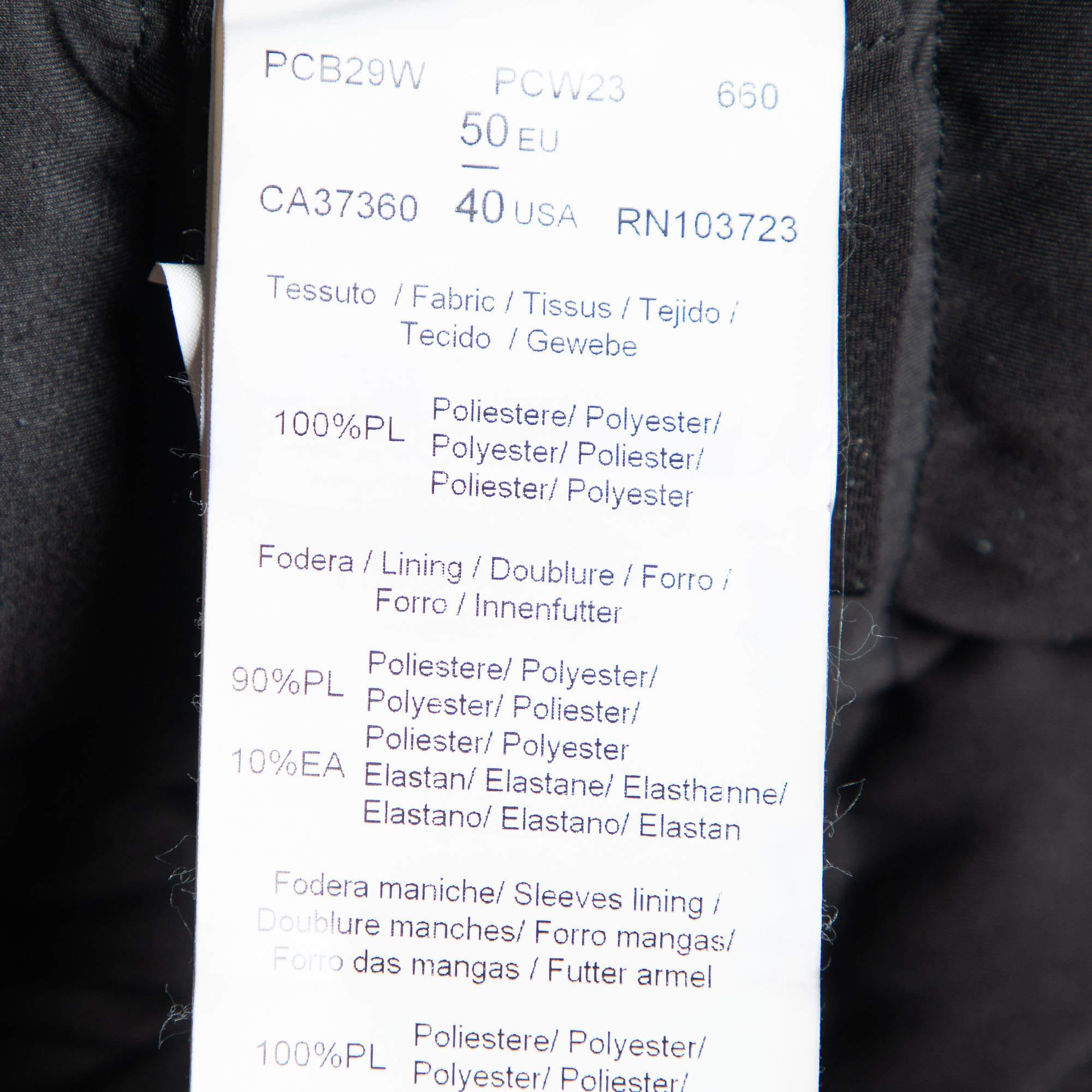 Armani Collezioni Black Zig Zag Print Down Jacket L For Sale 2