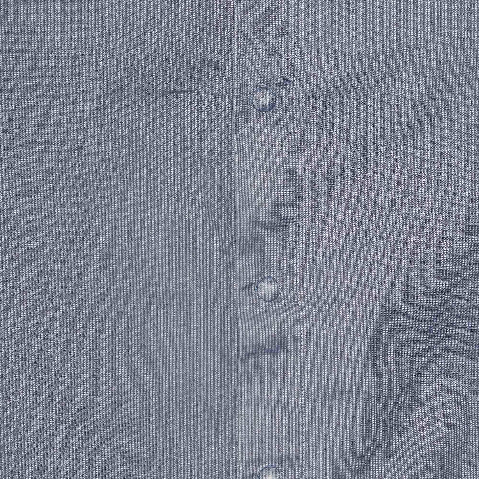 Grigio Armani Collezioni Camicia a maniche lunghe in cotone blu a righe XL in vendita