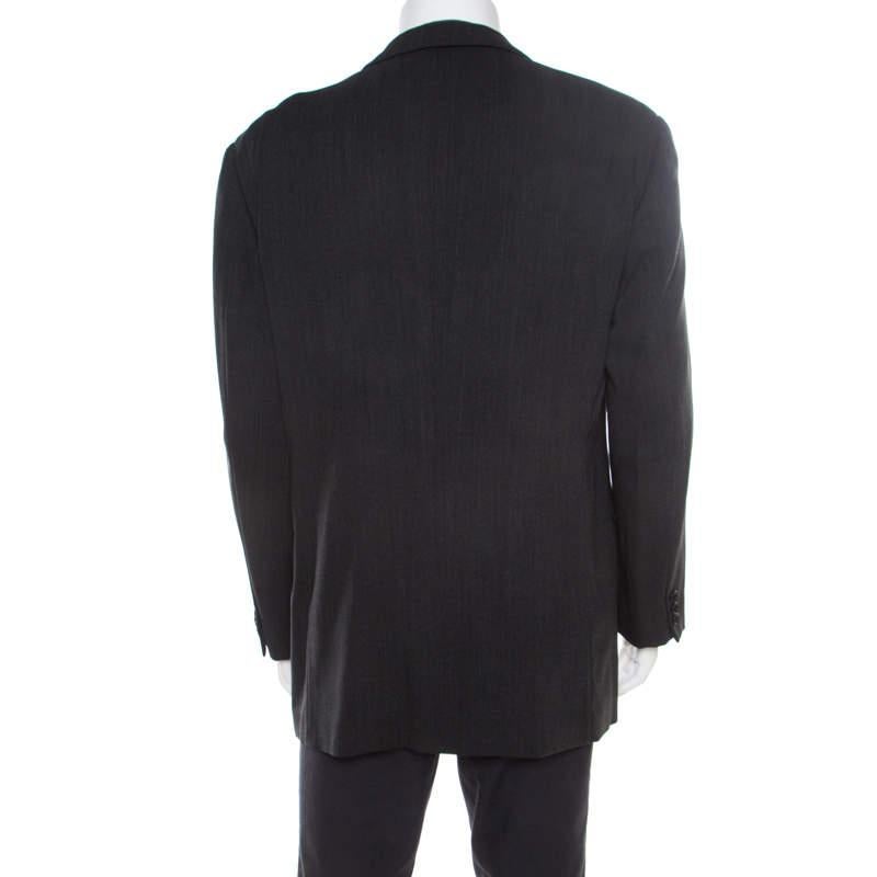Armani Collezioni Charcoal Grey Herringbone Wool Three Button Blazer XL In Good Condition For Sale In Dubai, Al Qouz 2