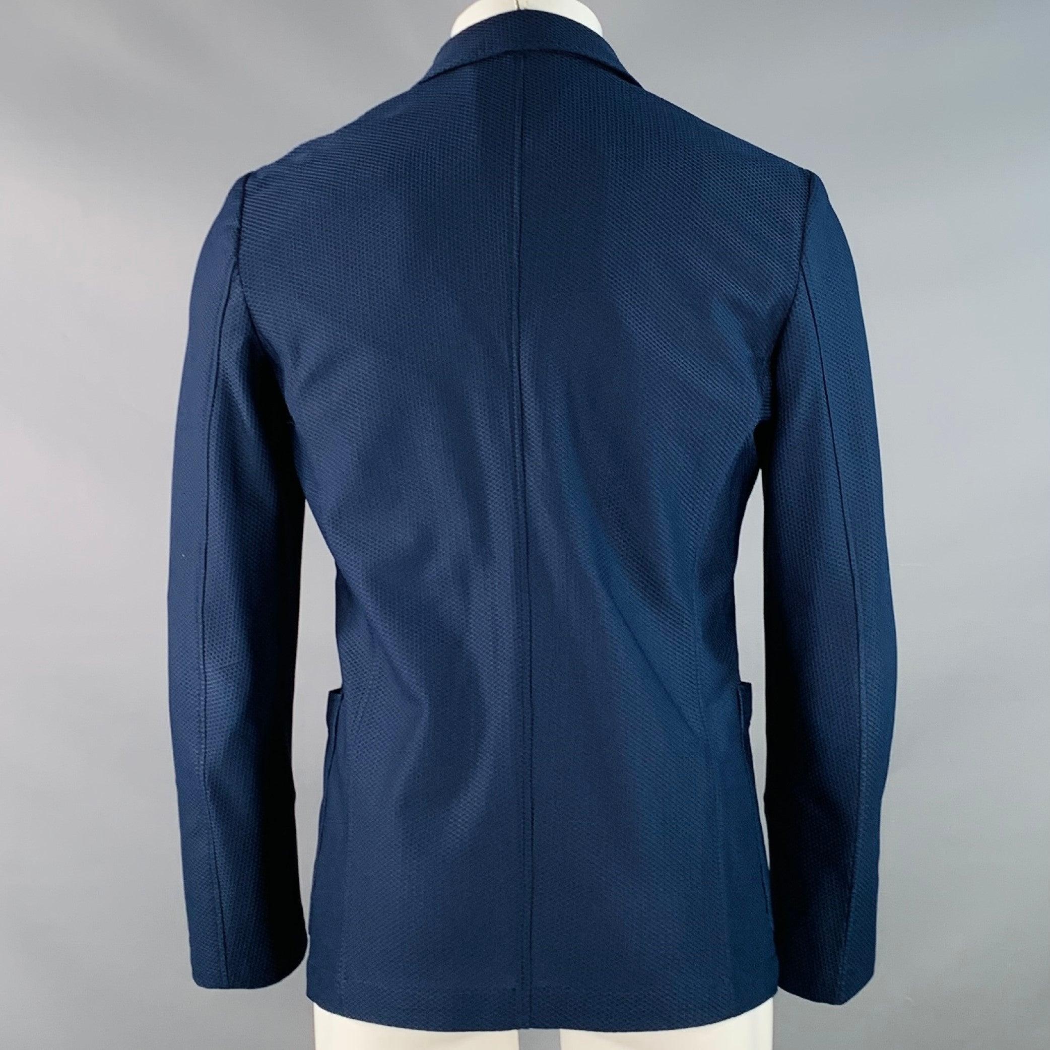 Men's ARMANI COLLEZIONI Chest Size 40 Navy Textured Polyester Blend Sport Coat For Sale