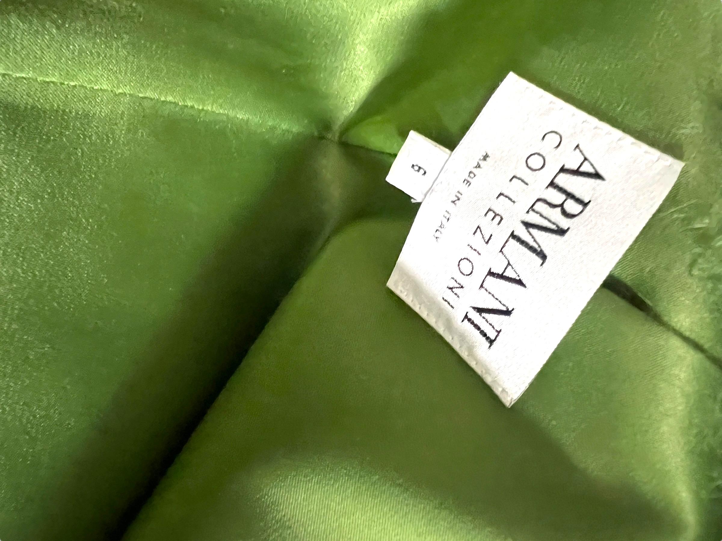 Armani Collezioni Manteau en fourrure de mouton vert, automne/hiver 2001 en vente 2