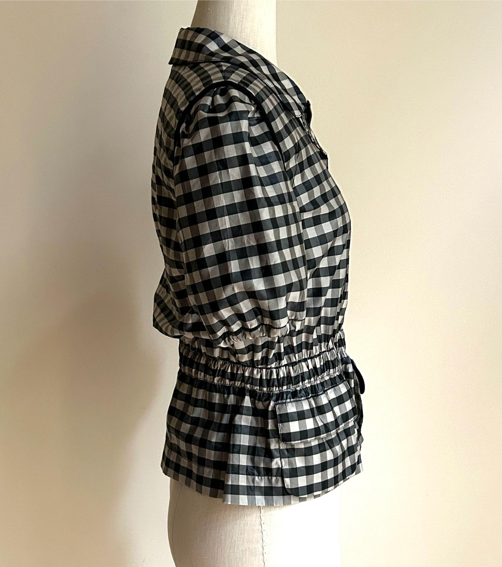 Armani Collezioni Grey and Black Check Short Sleeve Blazer Jacket In Excellent Condition For Sale In San Francisco, CA