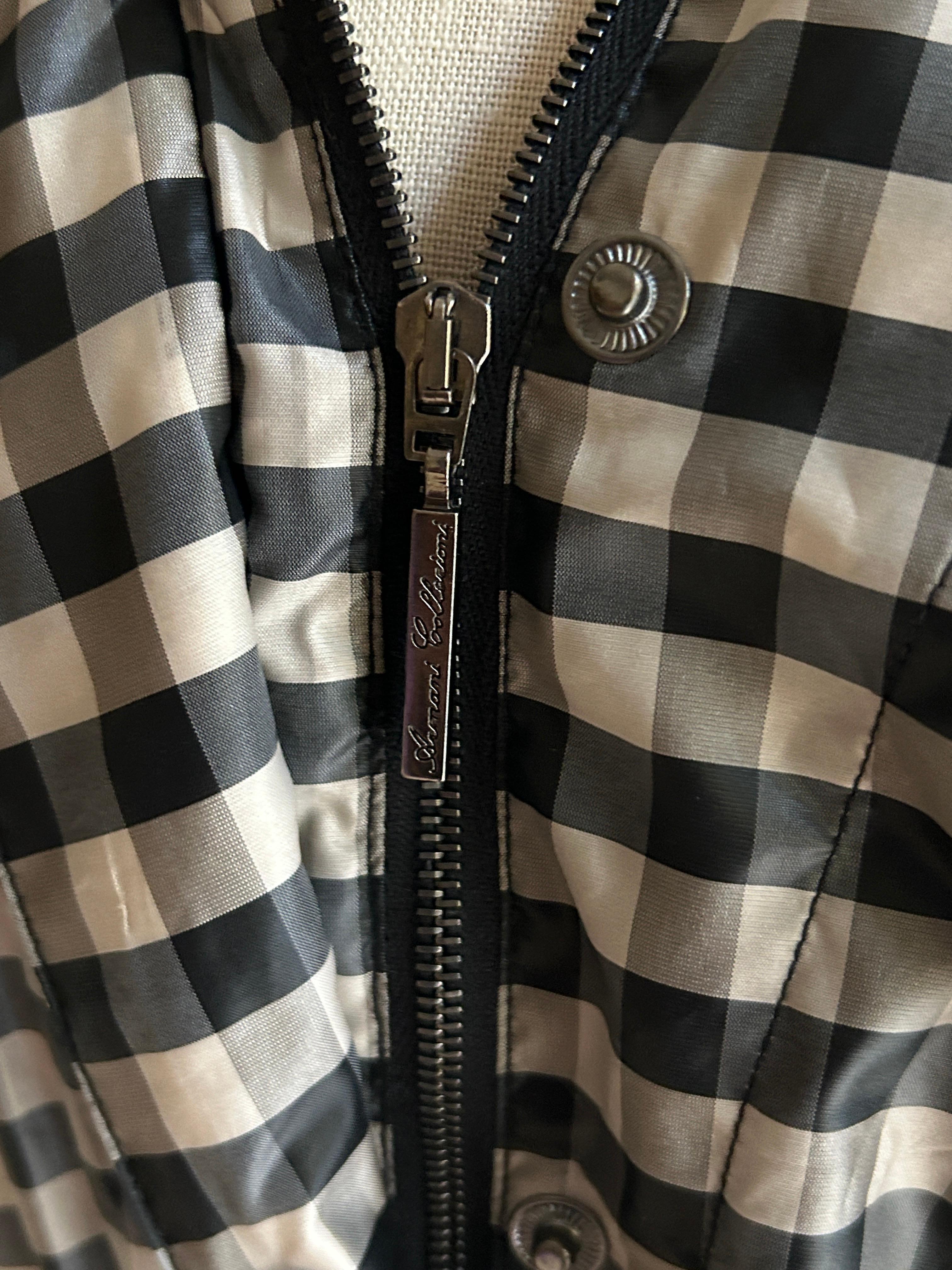 Armani Collezioni Grey and Black Check Short Sleeve Blazer Jacket For Sale 3