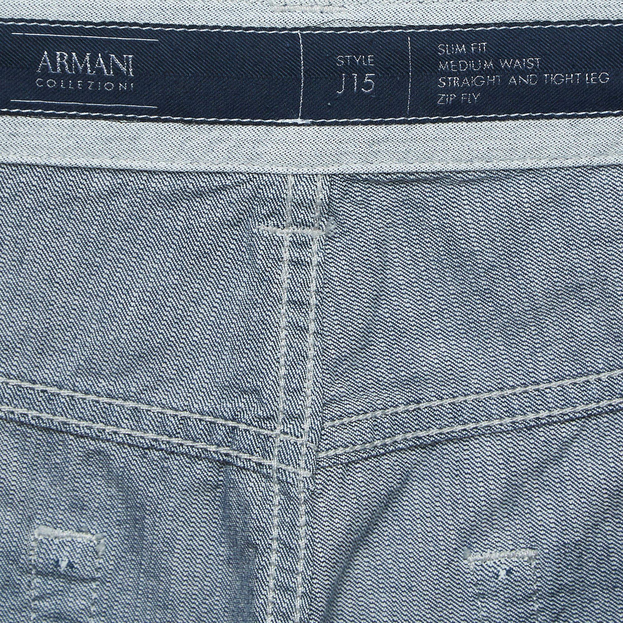 Armani Collezioni Jeans Slim Fit Denim Blu Chiaro Vita 33'' M In condizioni buone in vendita a Dubai, Al Qouz 2