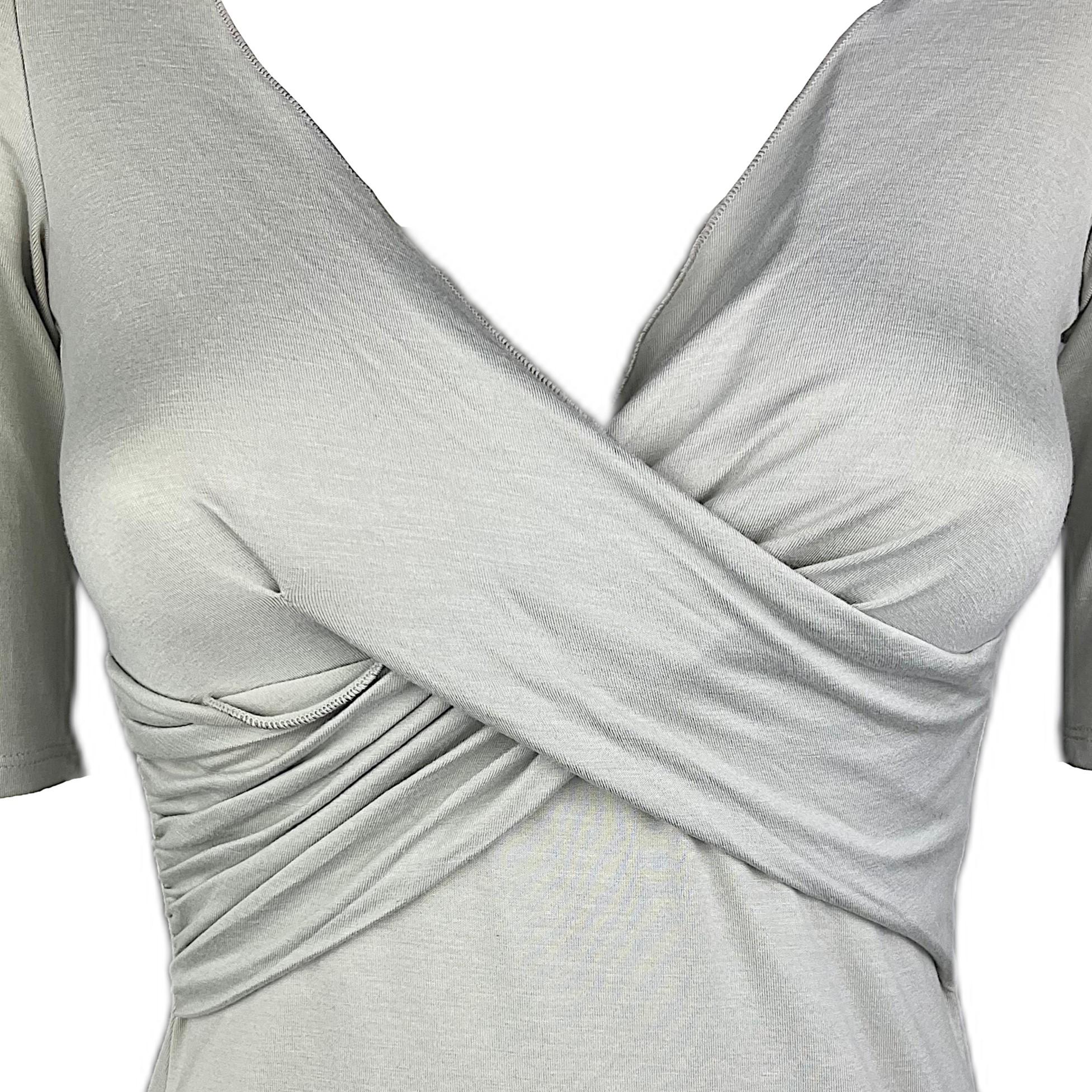 ARMANI COLLEZIONI – Light Grey Half-Sleeves Top with V-neckline  Size 2US 34EU In Good Condition For Sale In Cuggiono, MI