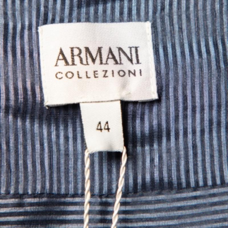 Armani Collezioni Navy Blue Striped Linen & Silk Sleeveless Long Shirt M In Excellent Condition For Sale In Dubai, Al Qouz 2