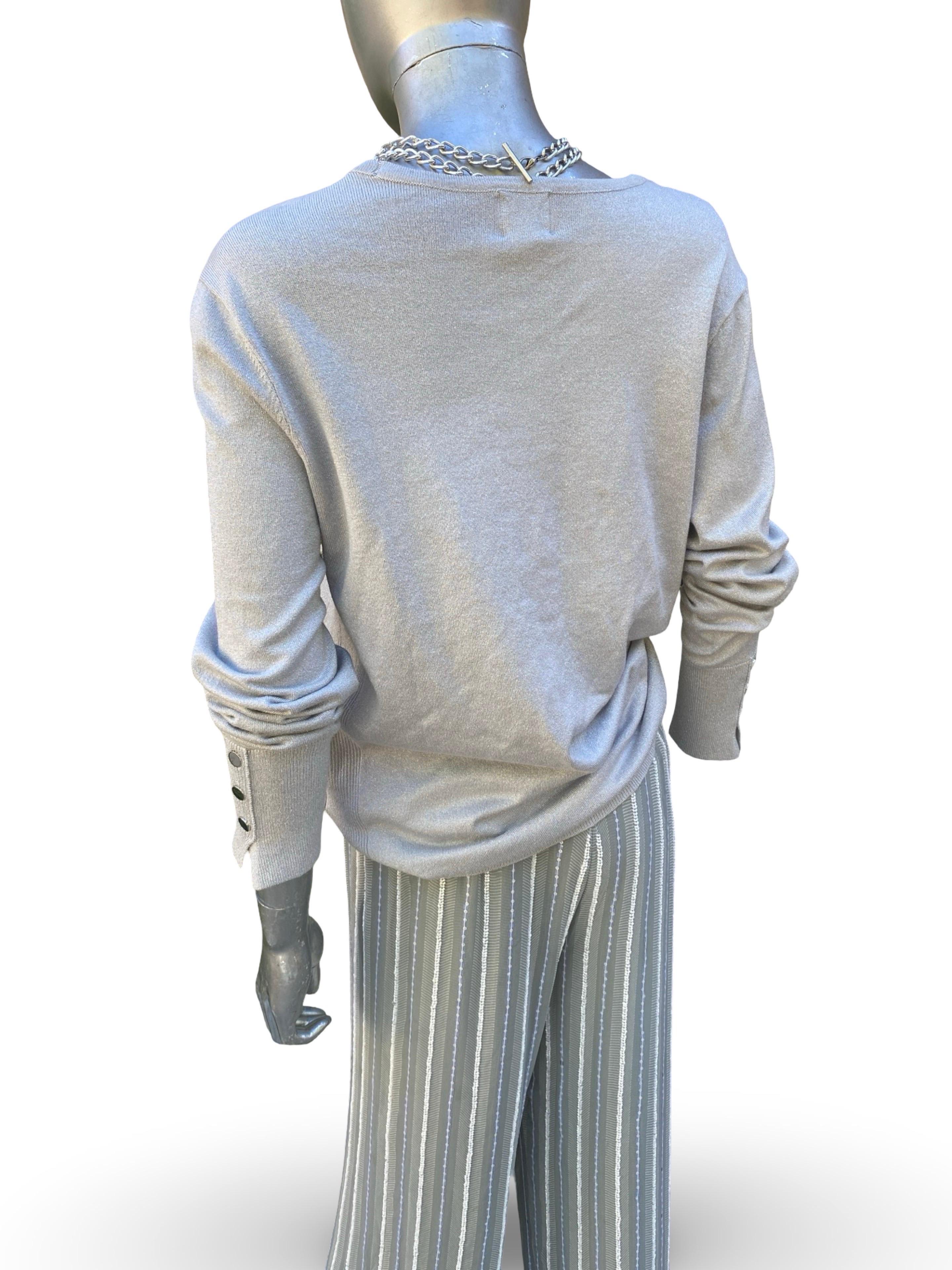 Armani Collezioni NWT Pantaloni a righe argento con perline e top in maglia lurex taglia 8 in vendita 7