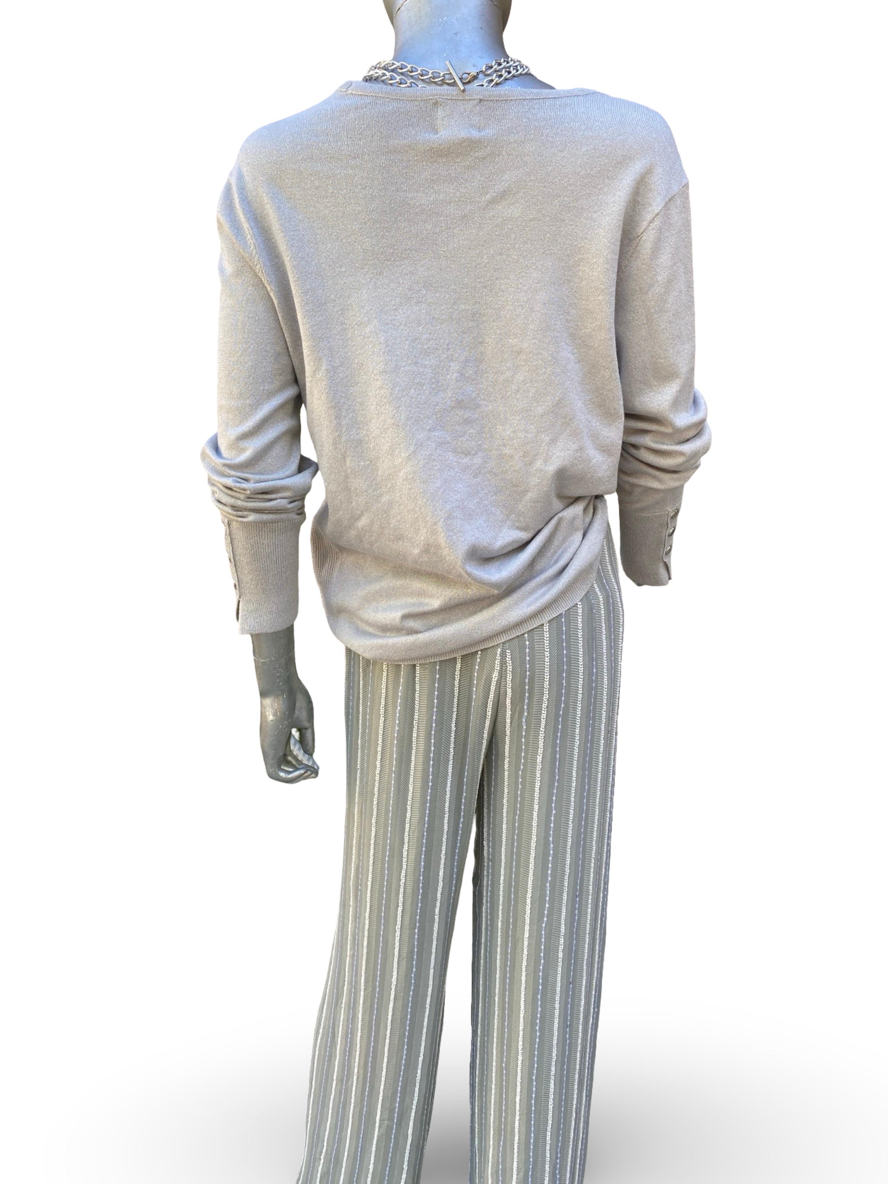 Armani Collezioni NWT Pantaloni a righe argento con perline e top in maglia lurex taglia 8 in vendita 8
