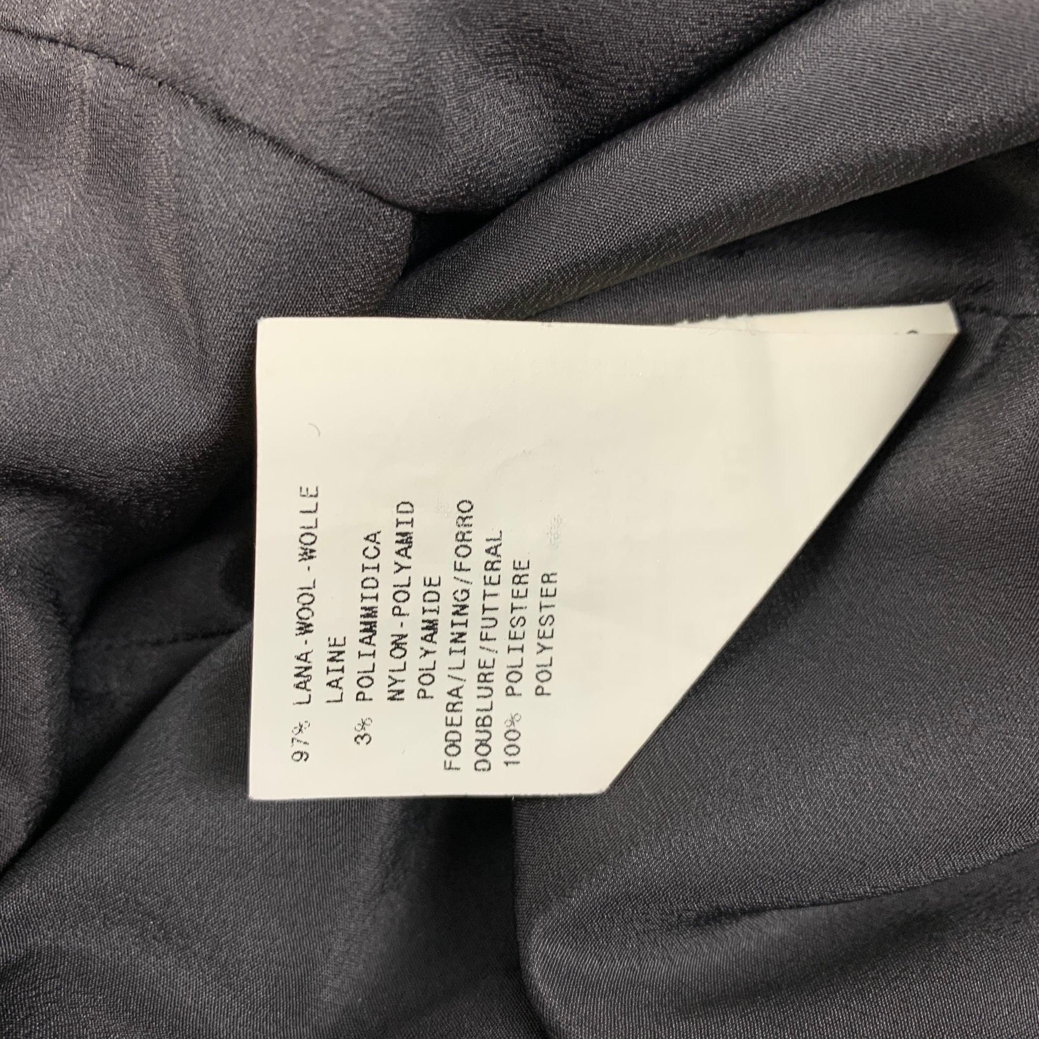 ARMANI COLLEzioni - Pantalon taille basse en laine et polyamide gris texturé, taille 12 Bon état - En vente à San Francisco, CA