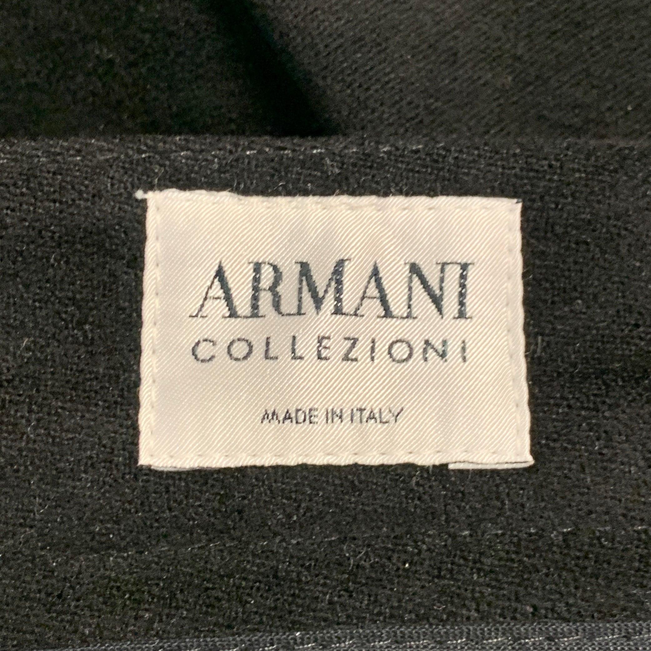 Uomo ARMANI COLLEZIONI Taglia 34 Pantaloni casual con cintura in velluto nero in vendita