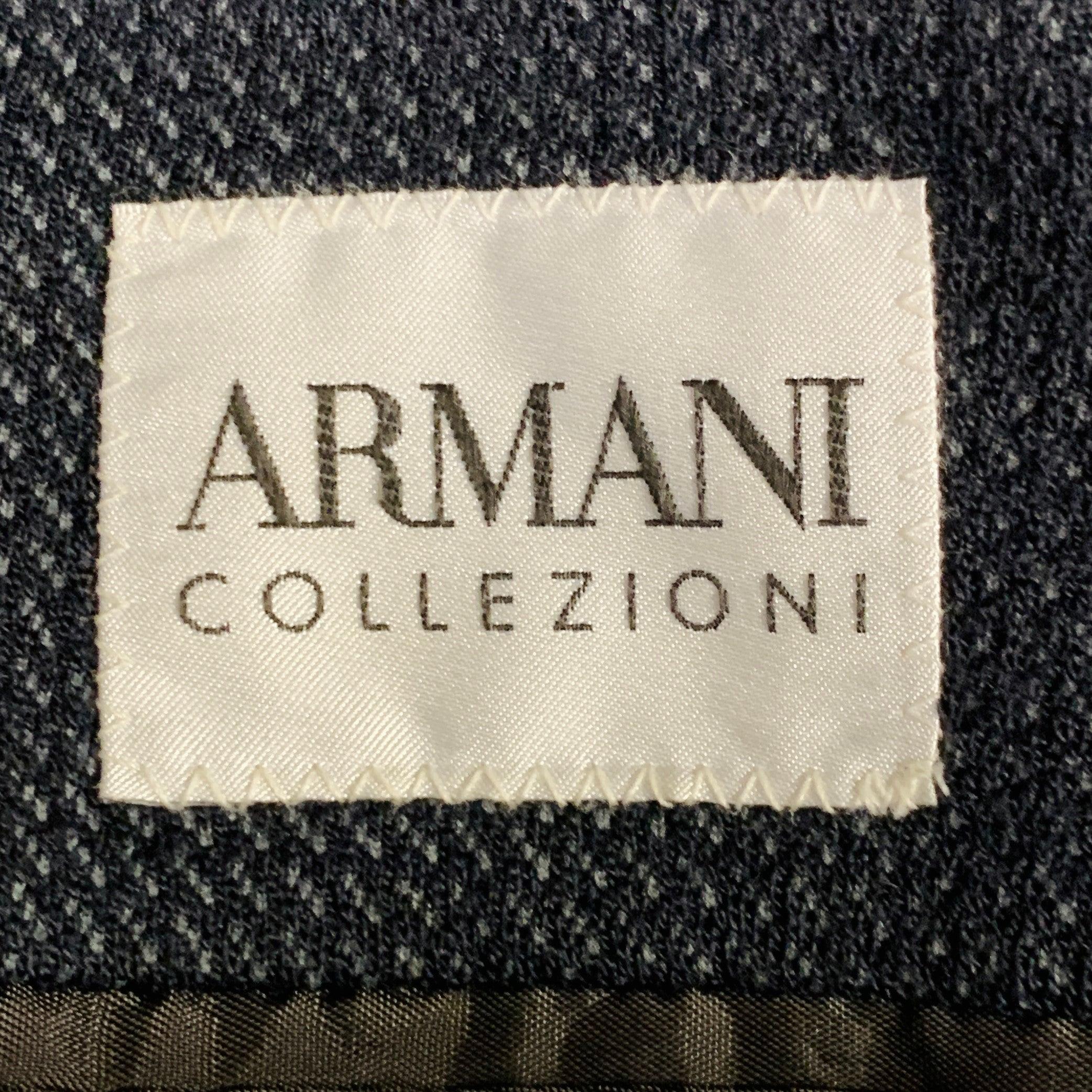 Armani Collezioni Taille 40 Manteau de sport en laine mélangée texturée noir et marine en vente 2