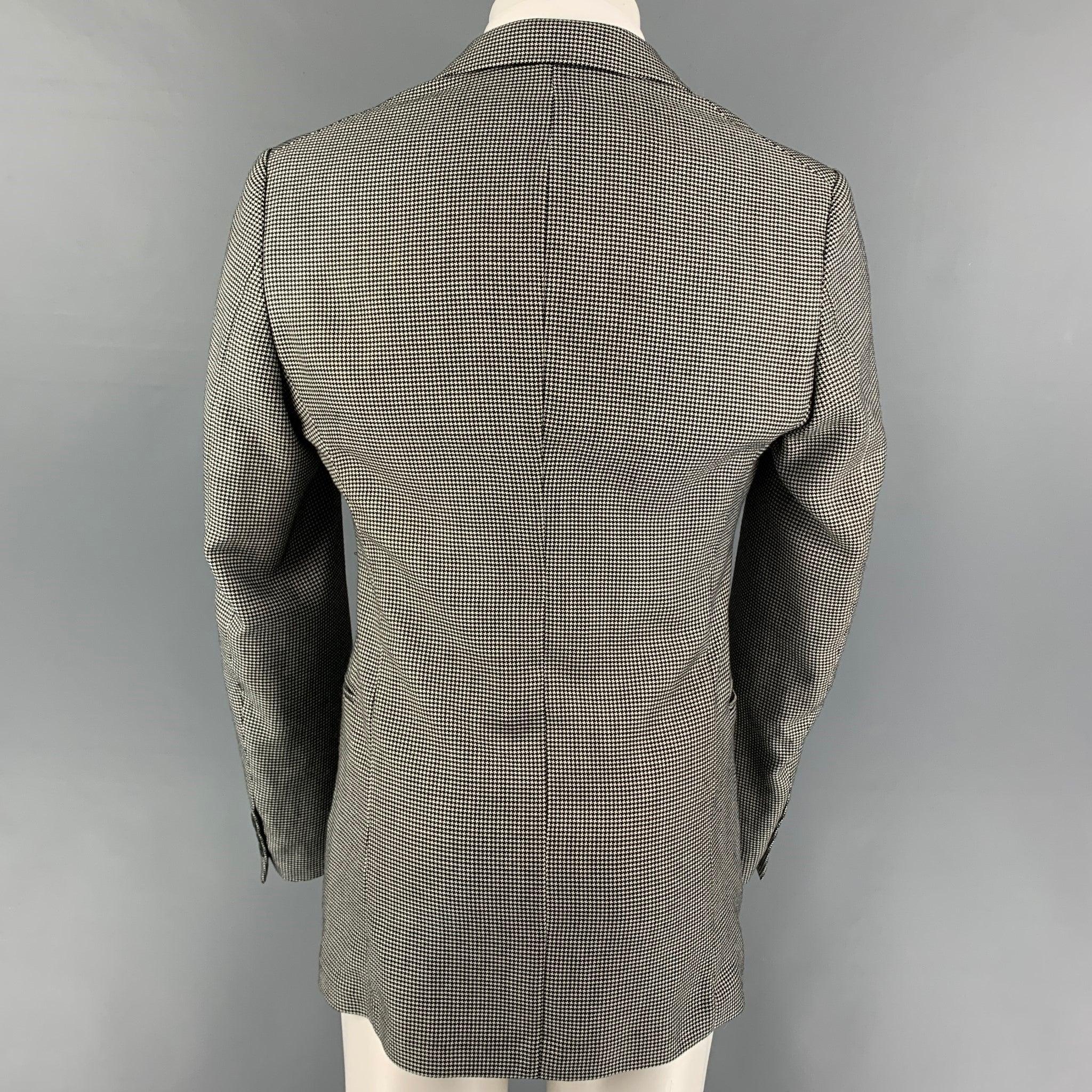 Gray ARMANI COLLEZIONI Size 40 Black White Houndstooth Sport Coat For Sale