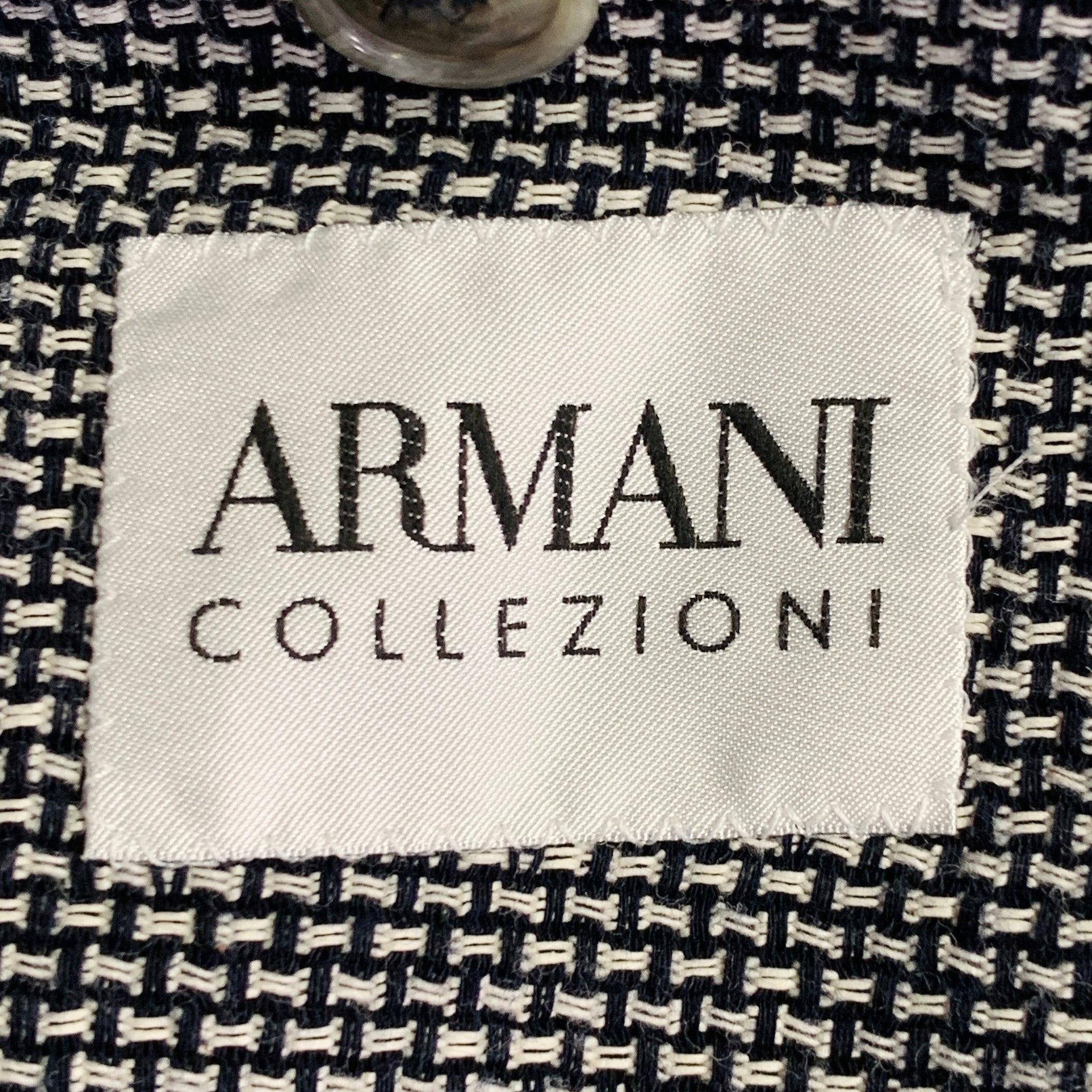 ARMANI COLLEZIONI Size 40 Black White Textured Polyester Blend Sport Coat For Sale 2