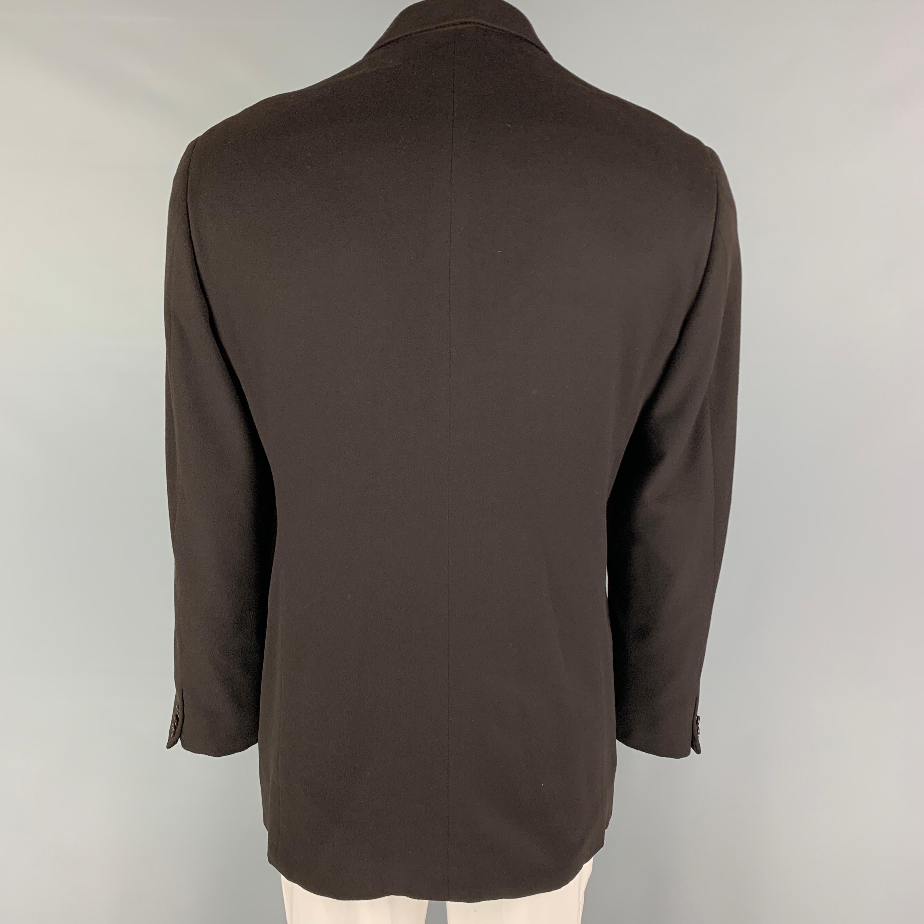 Black ARMANI COLLEZIONI Size 44 Long Brown Cashmere Notch Lapel Sport Coat