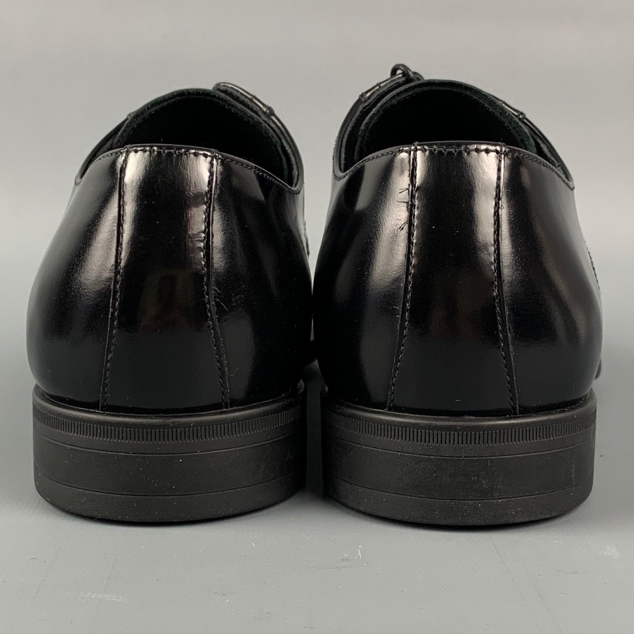 ARMANI COLLEZIONI Size 8 Black Perforated Cap Toe Lace Up Shoes For Sale 1