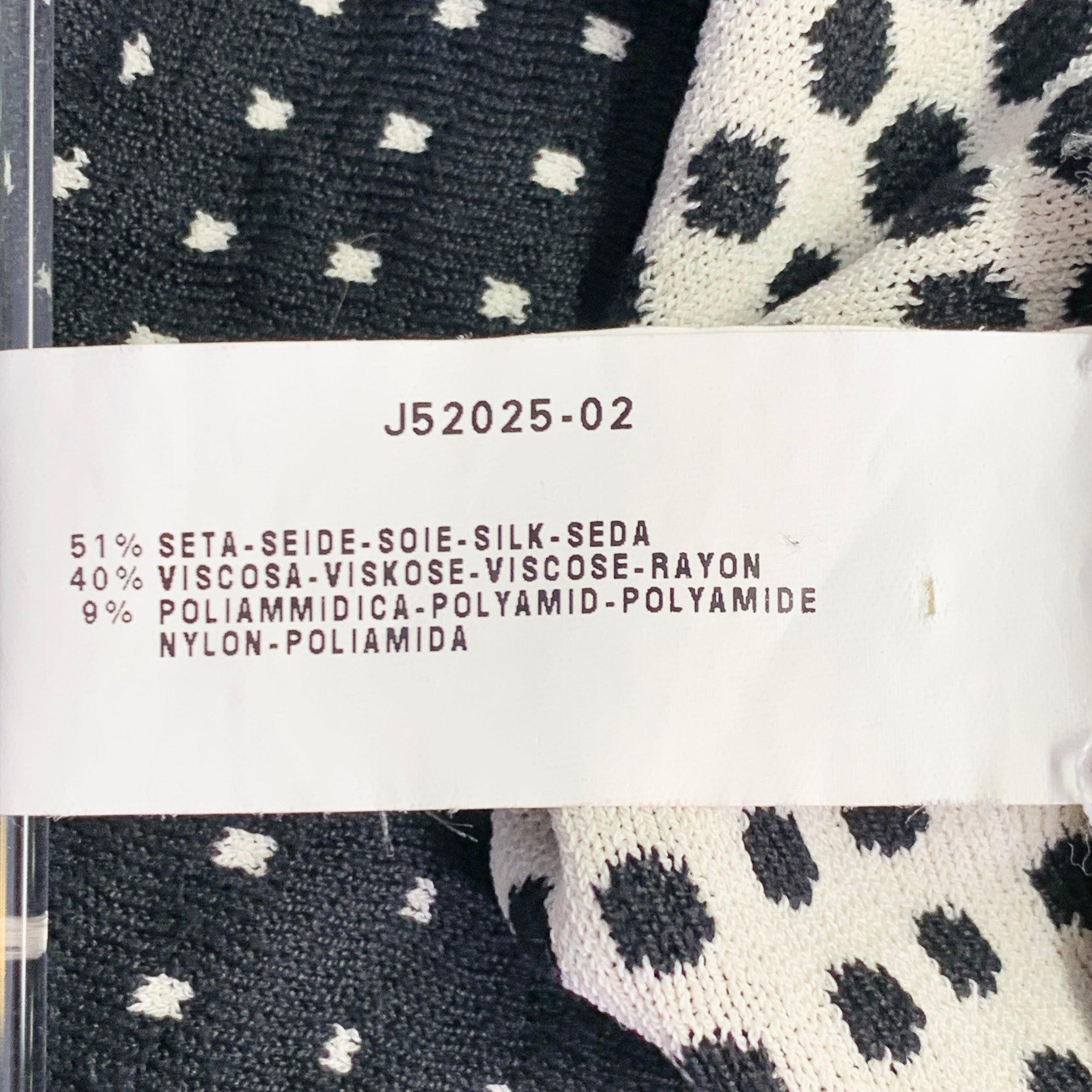 ARMANI COLLEZIONI Size L Black White Geometric Dots Silk Blend Crew Neck Pullover For Sale 4