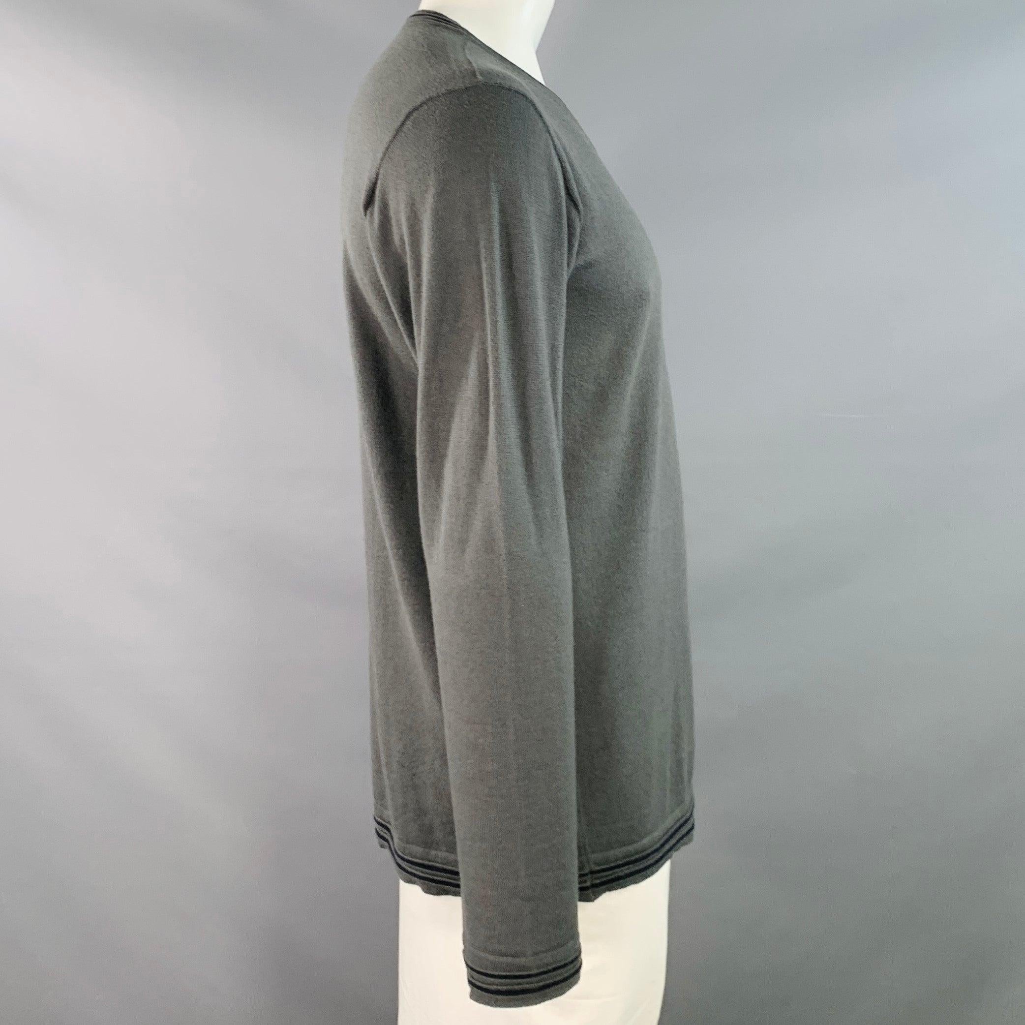ARMANI COLLEZIONI Taglia L Grigio Nero con bordi a contrasto Pullover in lana vergine e cotone V.L.A. In condizioni buone in vendita a San Francisco, CA