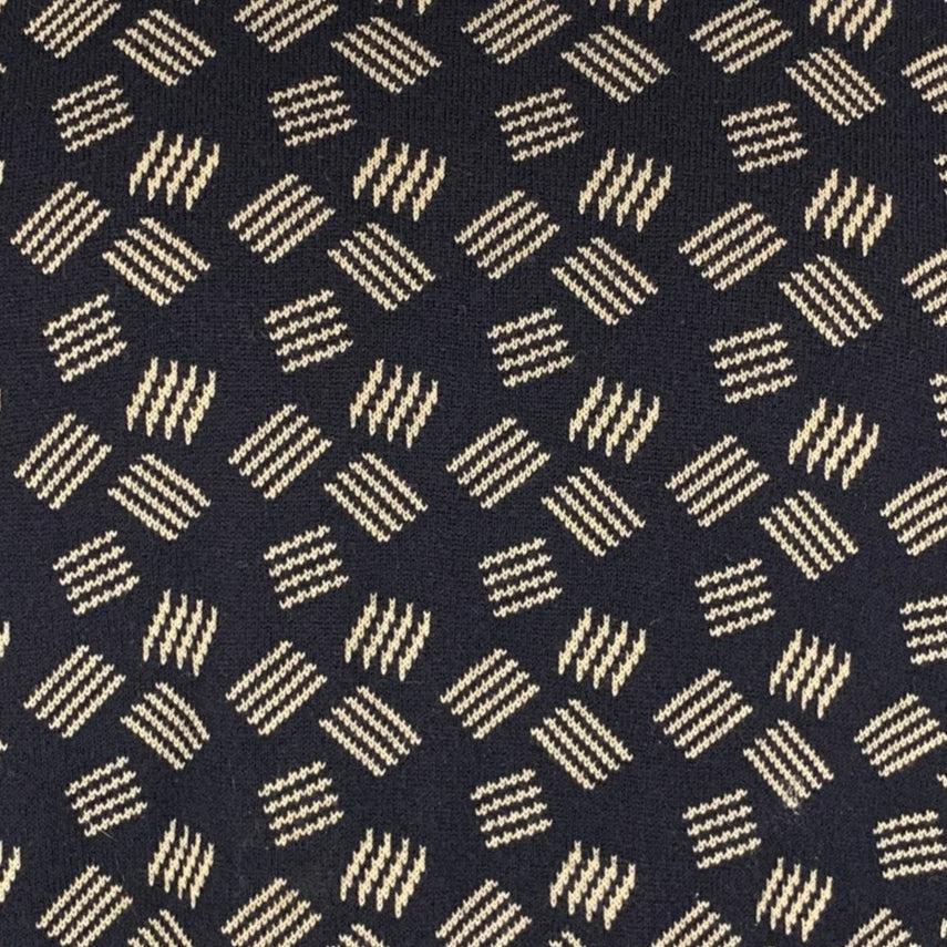 ARMANI COLLEZIONI pullover in a navy & ivory cotton blend knit featuring an abstract pattern and crew-neck. Made in Italy.Very Good Pre-Owned Condition. 

Marked:   L 

Measurements: 
 
Shoulder: 25 inches Chest: 46 inches Sleeve: 24 inches Length: