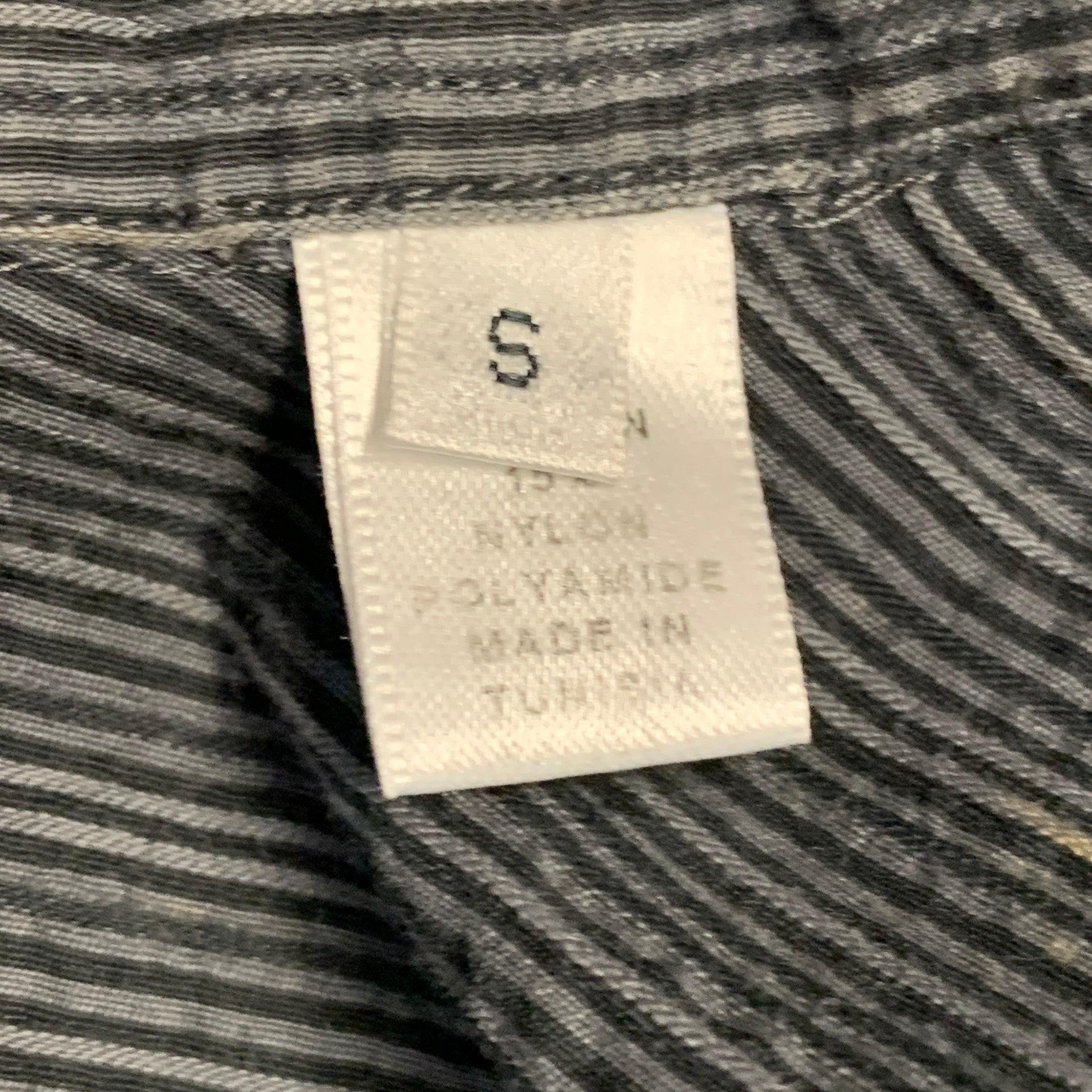 ARMANI COLLEZIONI Taglia S Grigio Nero Seersucker a righe in misto cotone a maniche lunghe in vendita 6