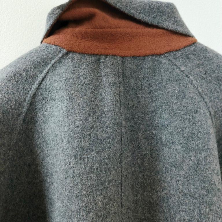 Armani Collezioni two-tone grey wool short coat with patch pockets (IT 44 / US 8 in vendita 12