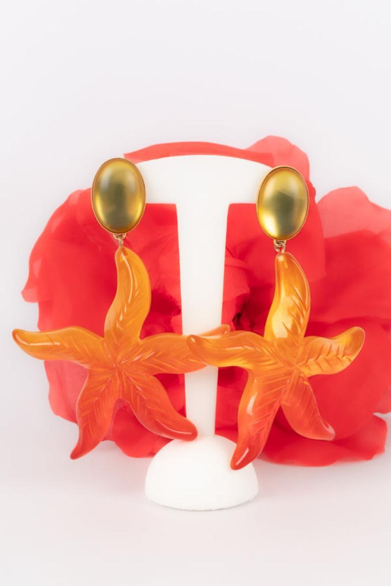 Armani Sea Star - Boucles d'oreilles à clip en métal doré en vente 2
