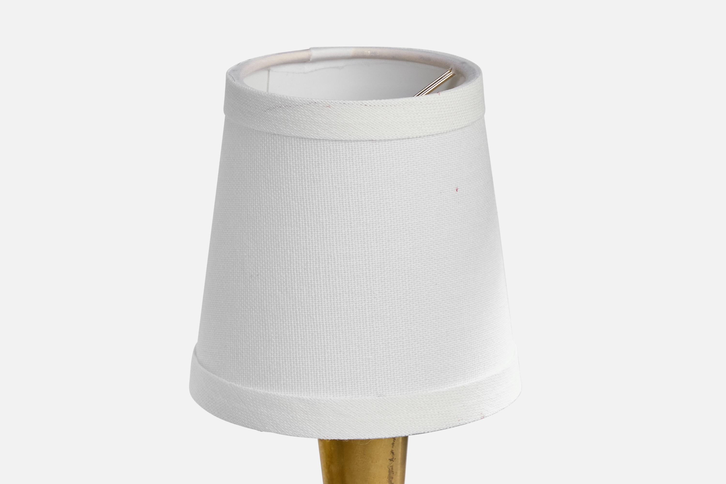 Suédois Armaturbolaget Malmö, lampe de table, laiton, tissu, Suède, années 1940 en vente