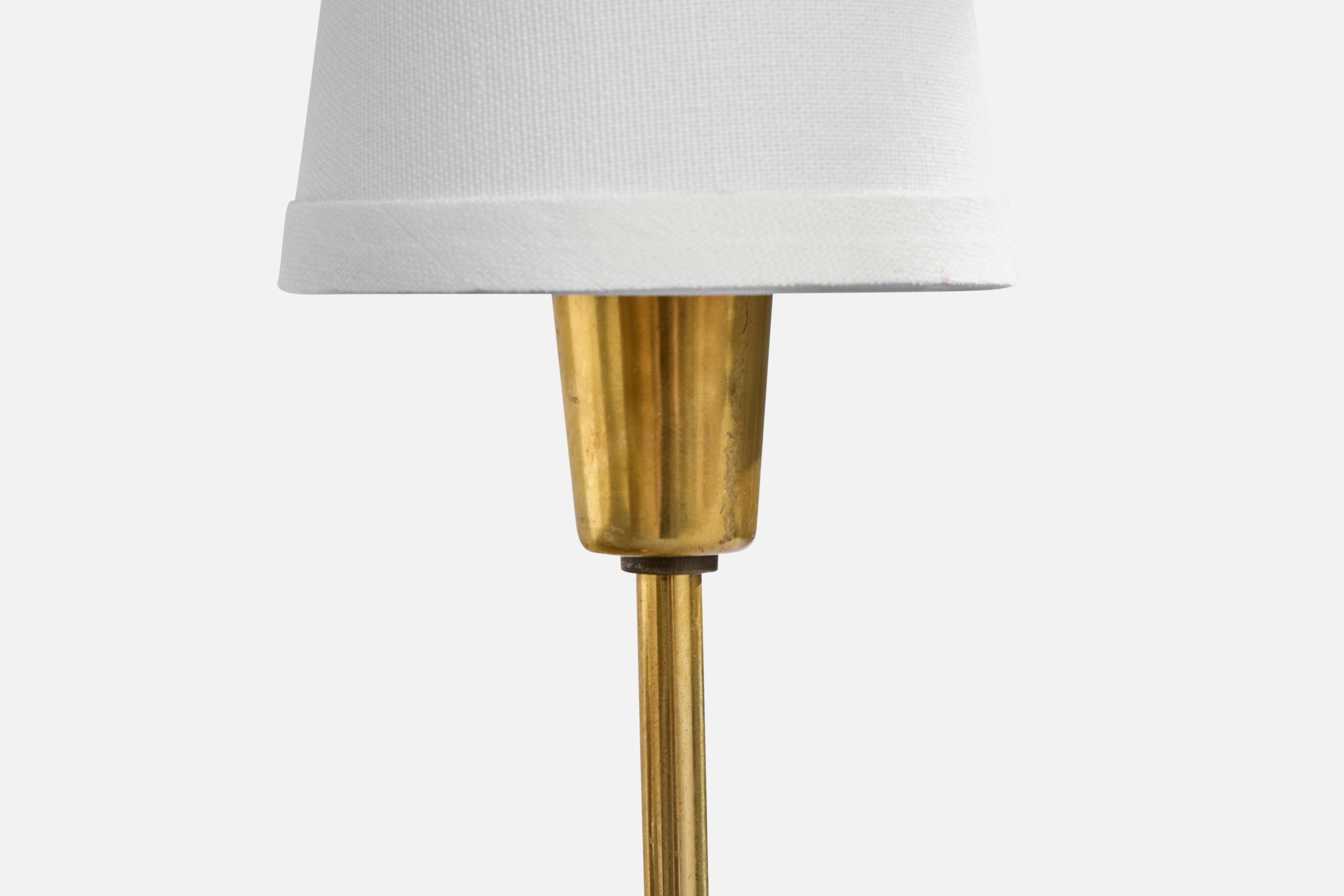 Armaturbolaget Malmö, lampe de table, laiton, tissu, Suède, années 1940 Bon état - En vente à High Point, NC