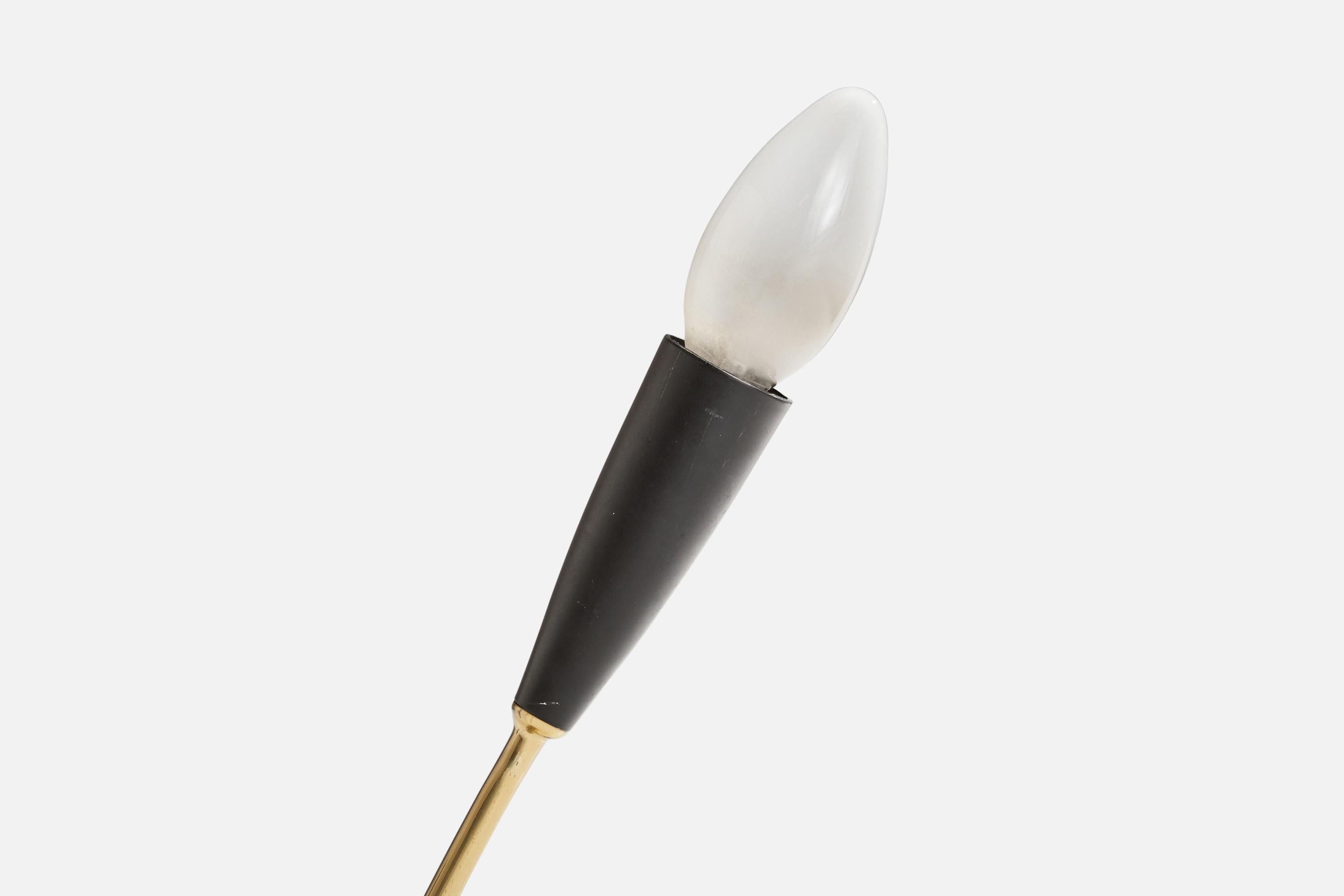 Armaturhantverk Göteborg, lampe de table, laiton, métal, Suède, années 1950 Bon état - En vente à High Point, NC
