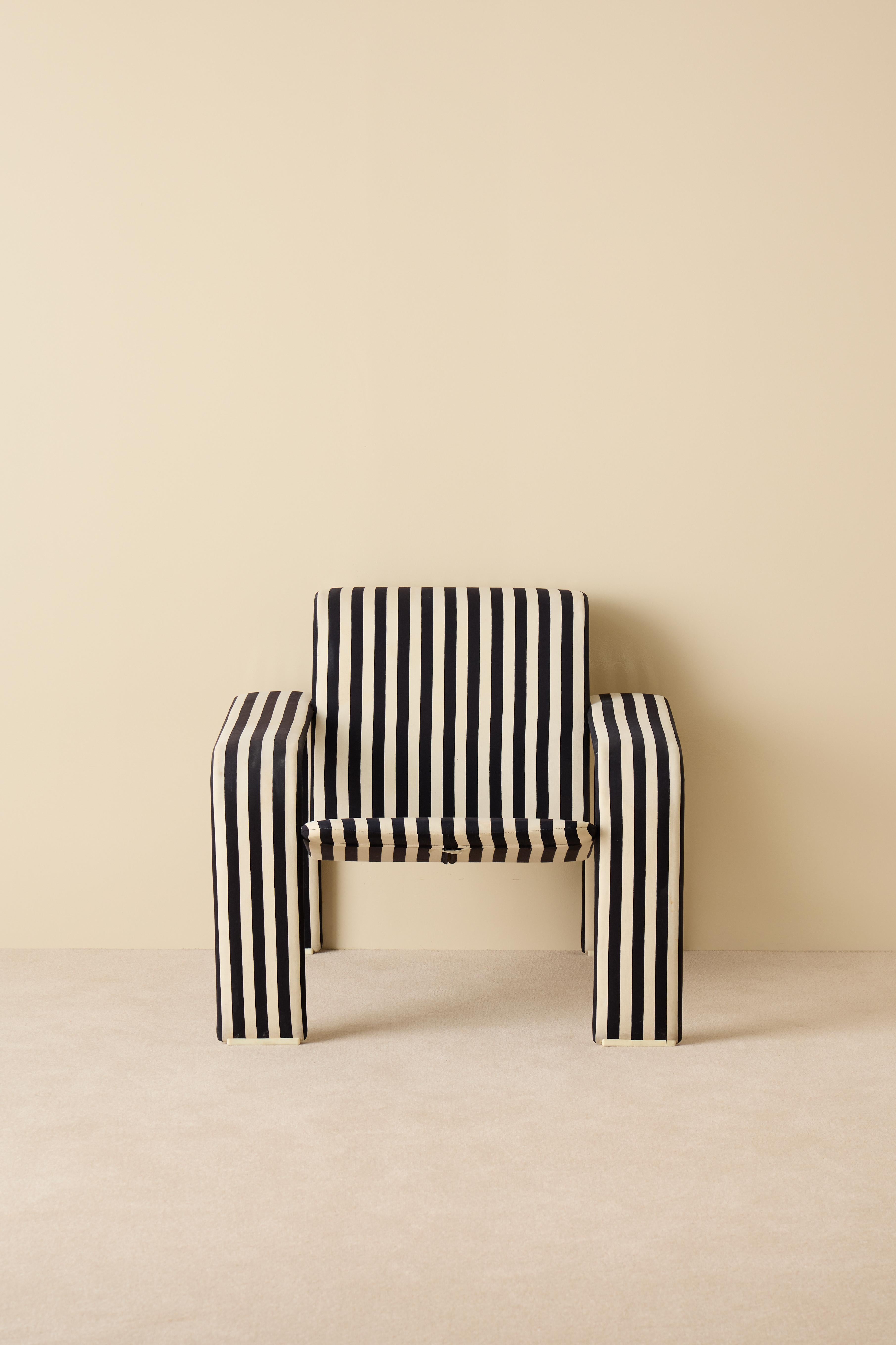Scandinavian Modern Armchair 004 by Antti & Vuokko Nurmesniemi, Finland, 1970s For Sale