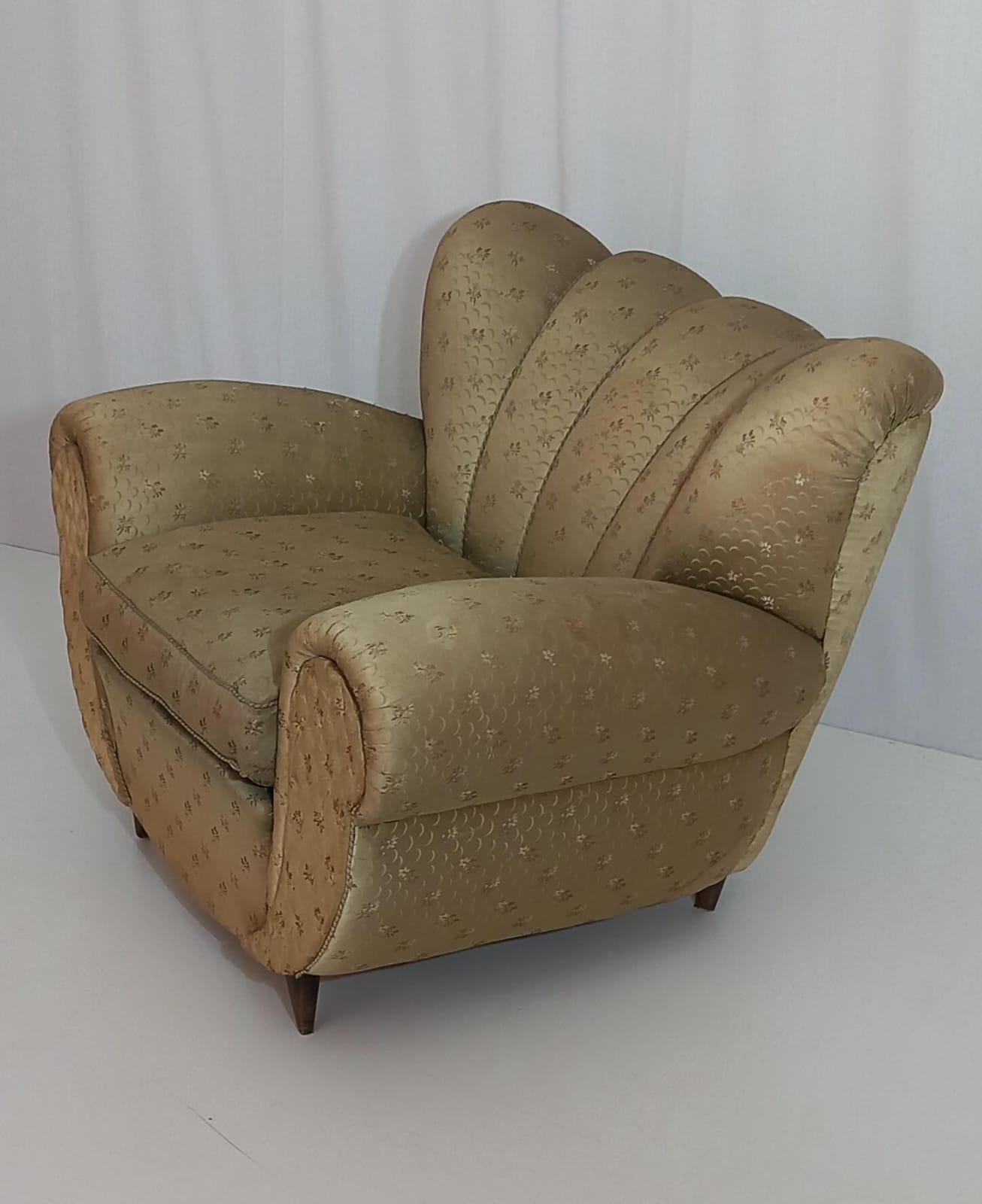 Sillón, años 30 en Bueno estado para la venta en Medesano, Parma